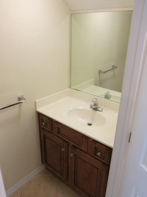 PORT DIXIE - Residential Lease