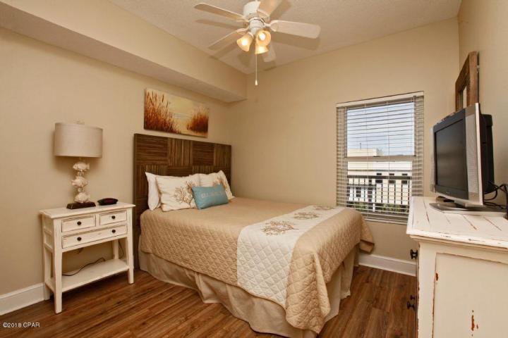 MAJESTIC BEACH TOWERS II - Residential