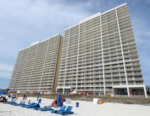 MAJESTIC BEACH TOWERS II - Residential