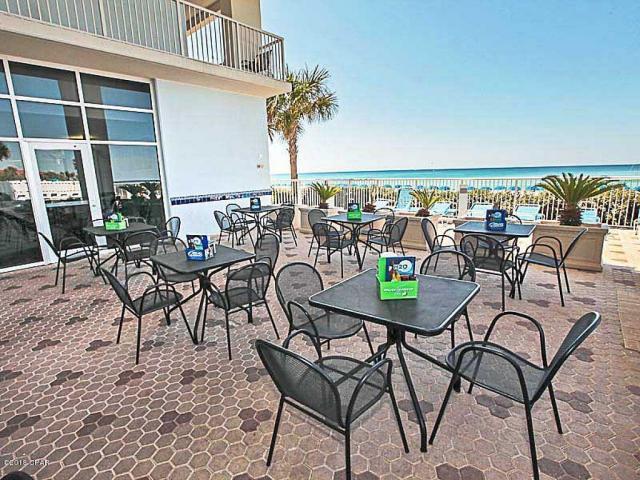 MAJESTIC BEACH TOWERS II - Residential