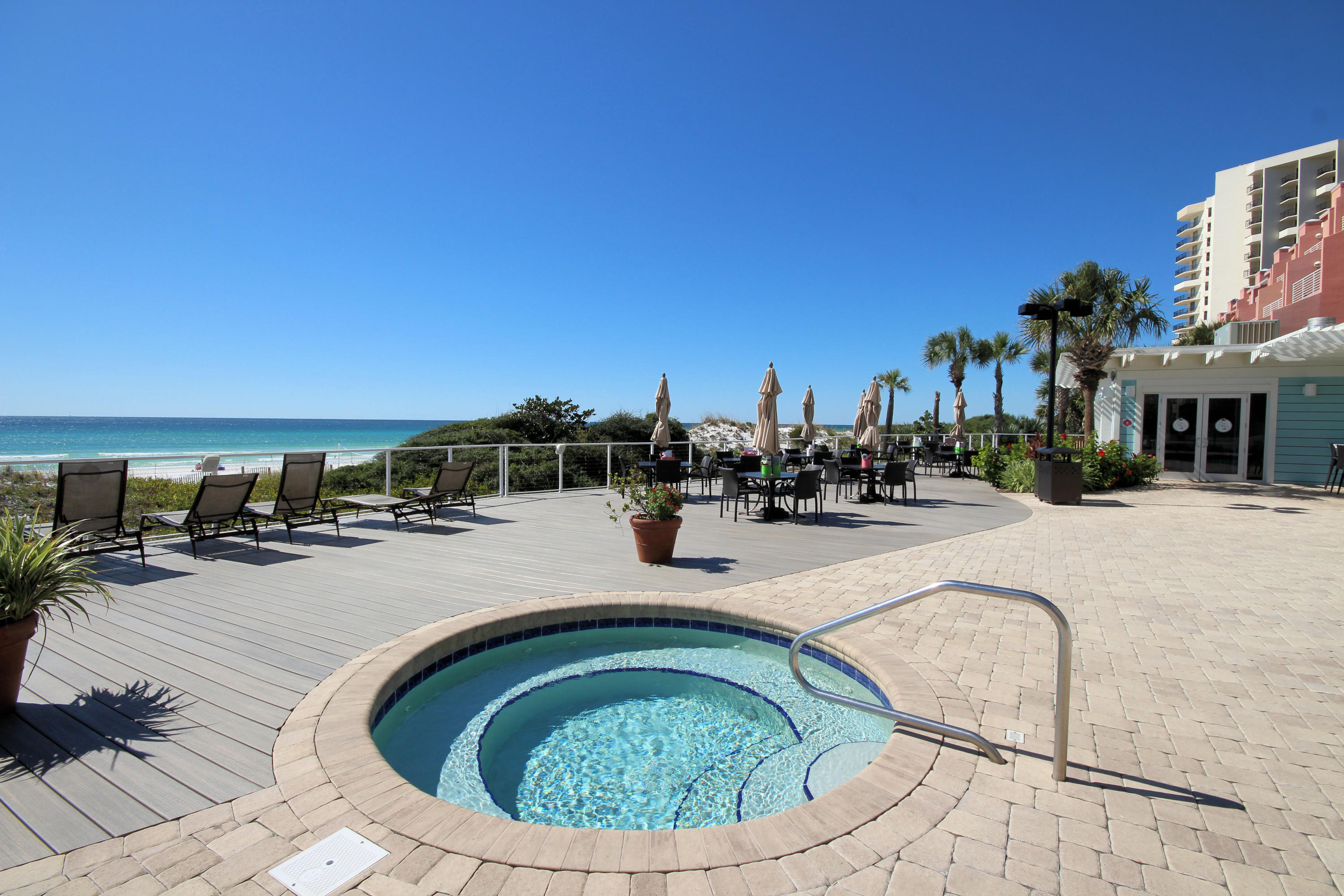 TIDES AT TOPS'L - Residential