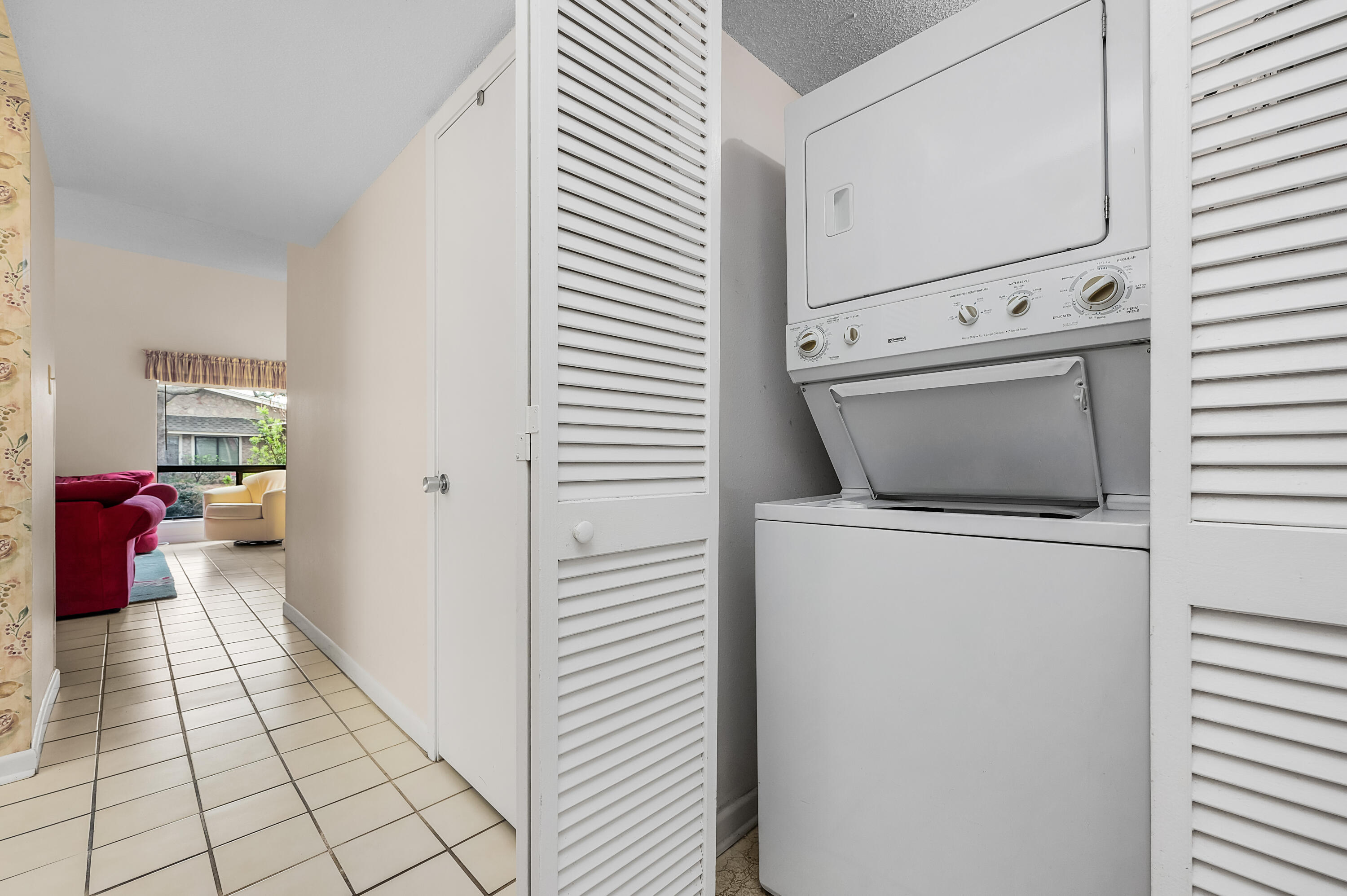 SEASCAPE CONDO TENNIS VILLAGE - Residential