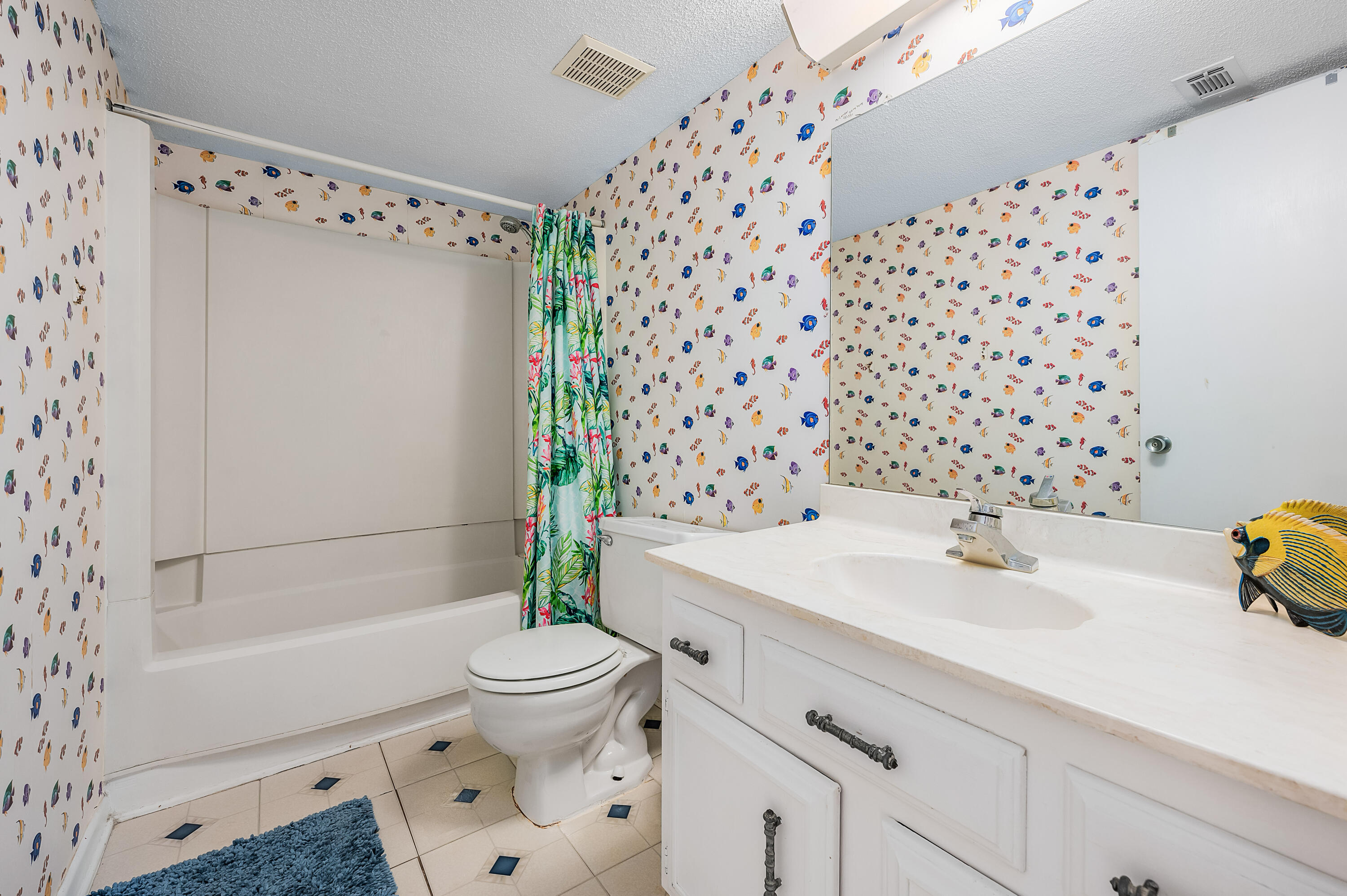 SEASCAPE CONDO TENNIS VILLAGE - Residential