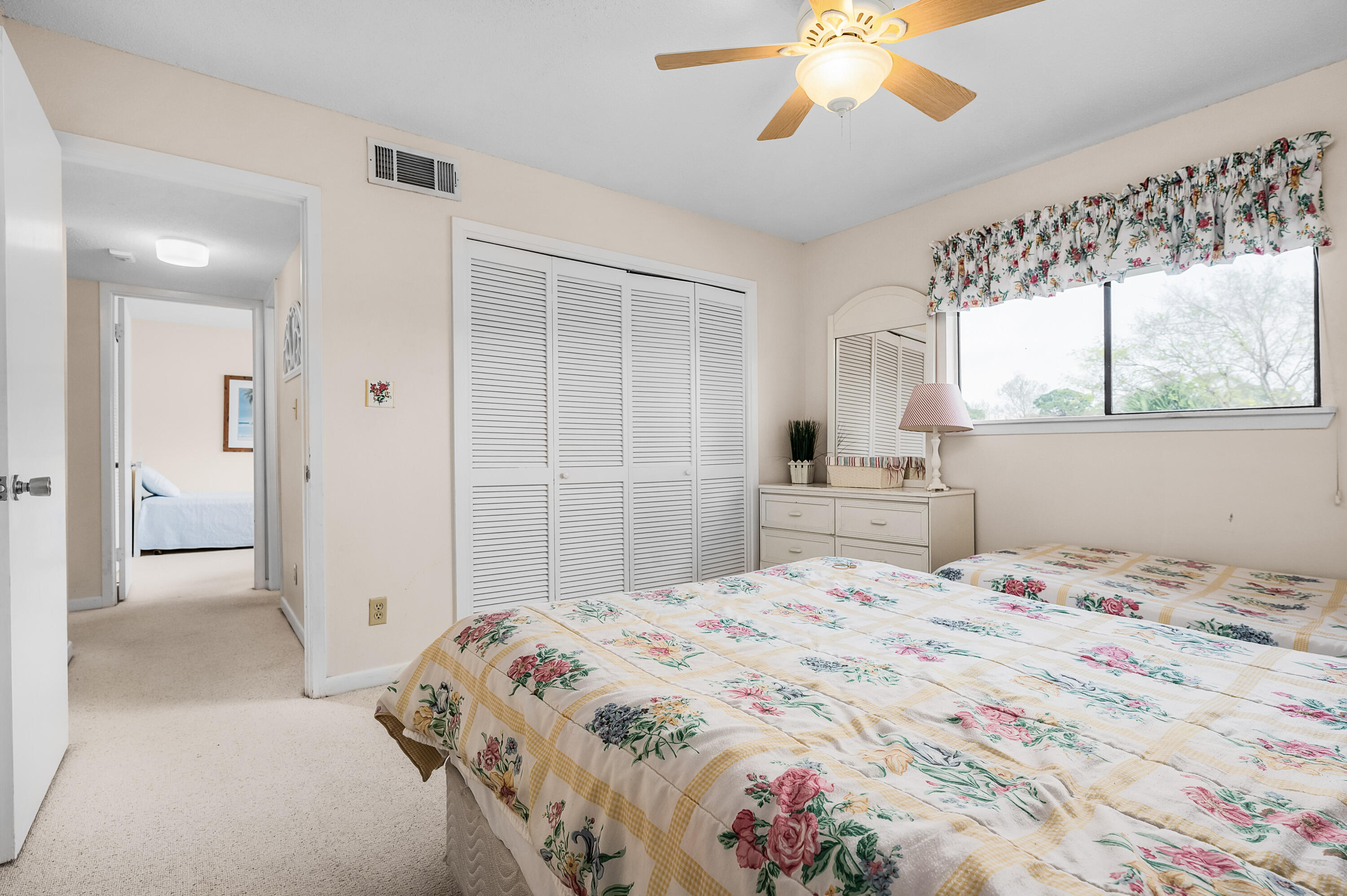 SEASCAPE CONDO TENNIS VILLAGE - Residential