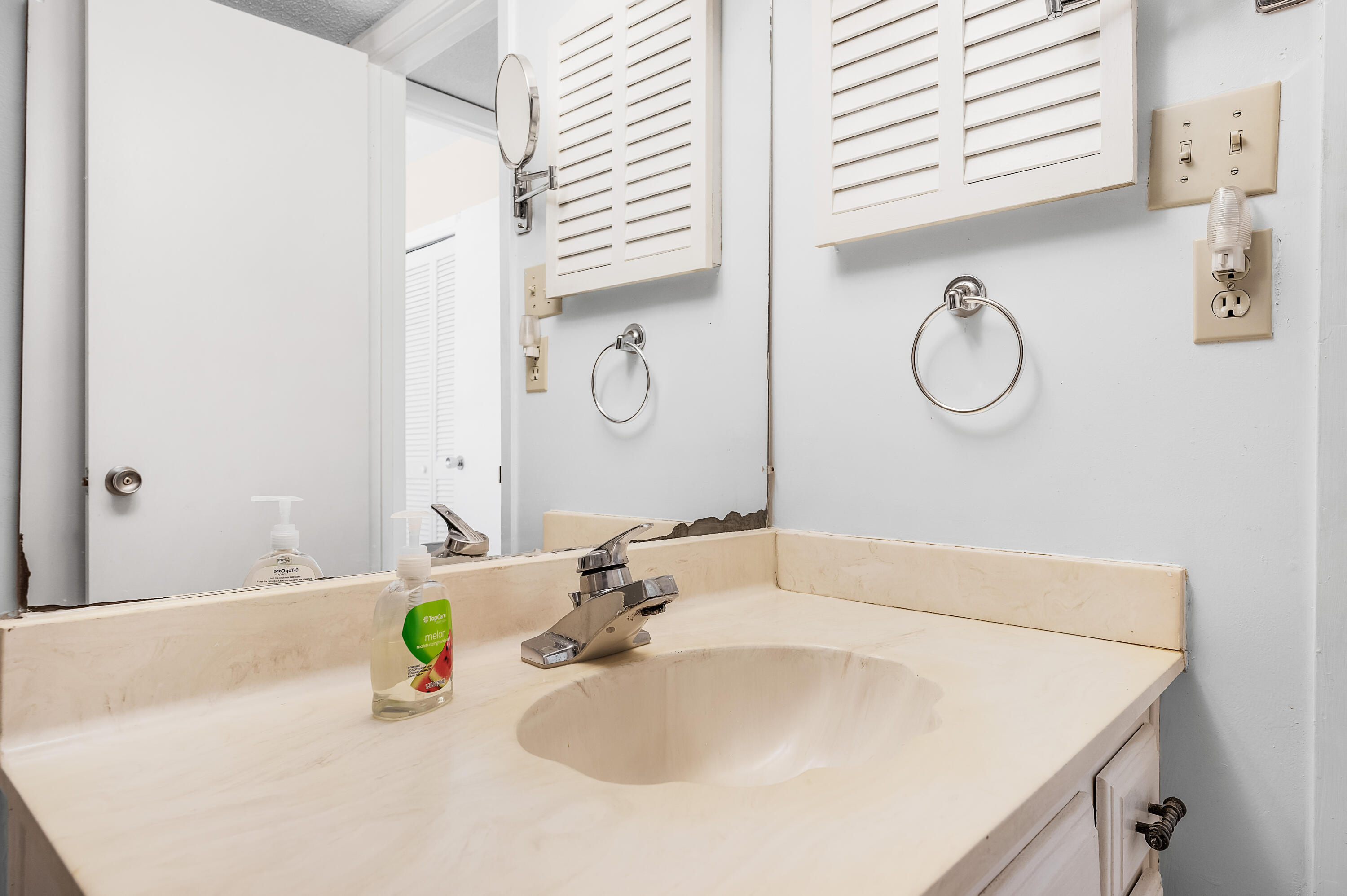 SEASCAPE CONDO TENNIS VILLAGE - Residential