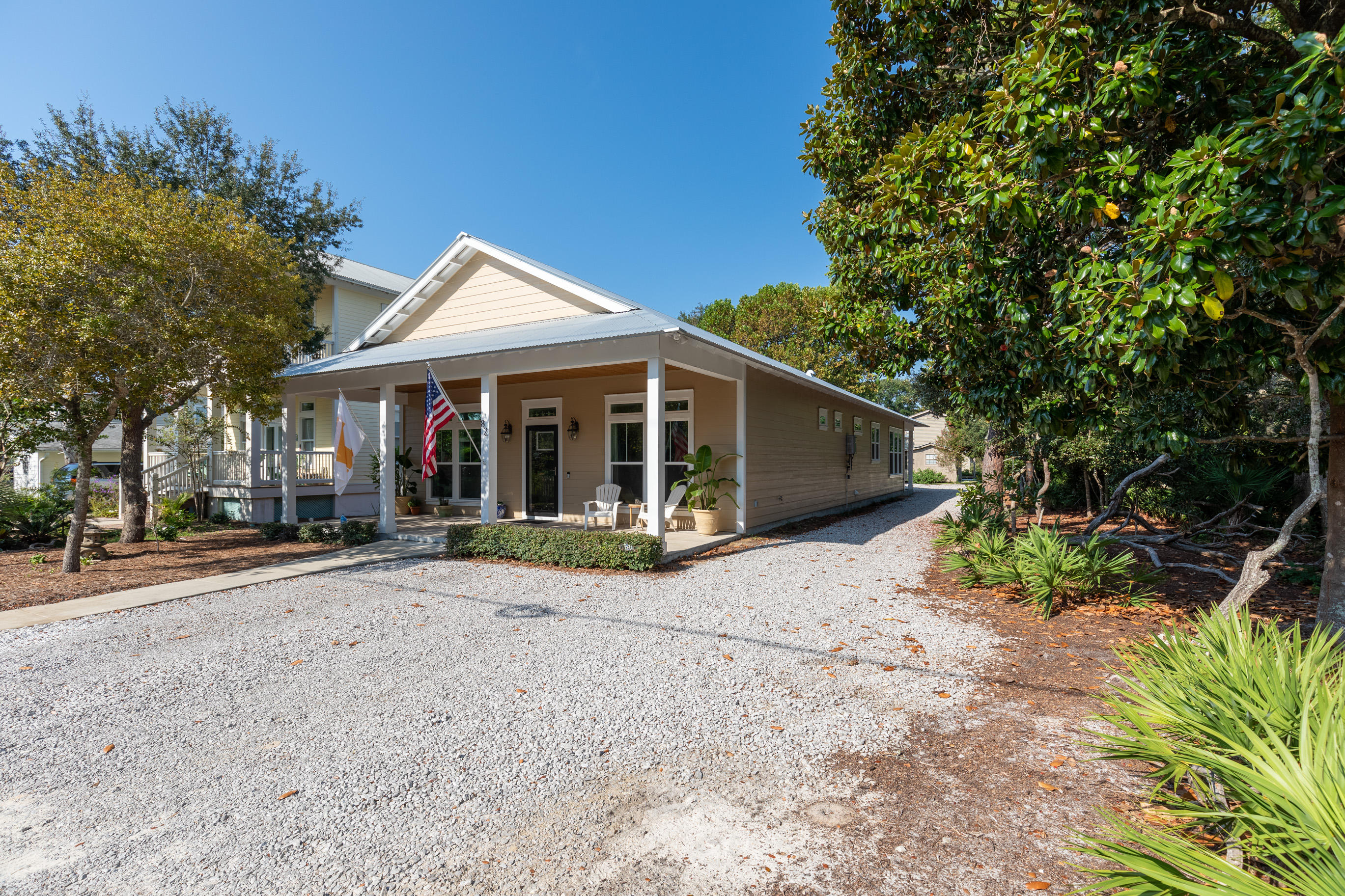 CRYSTAL BEACH - Residential