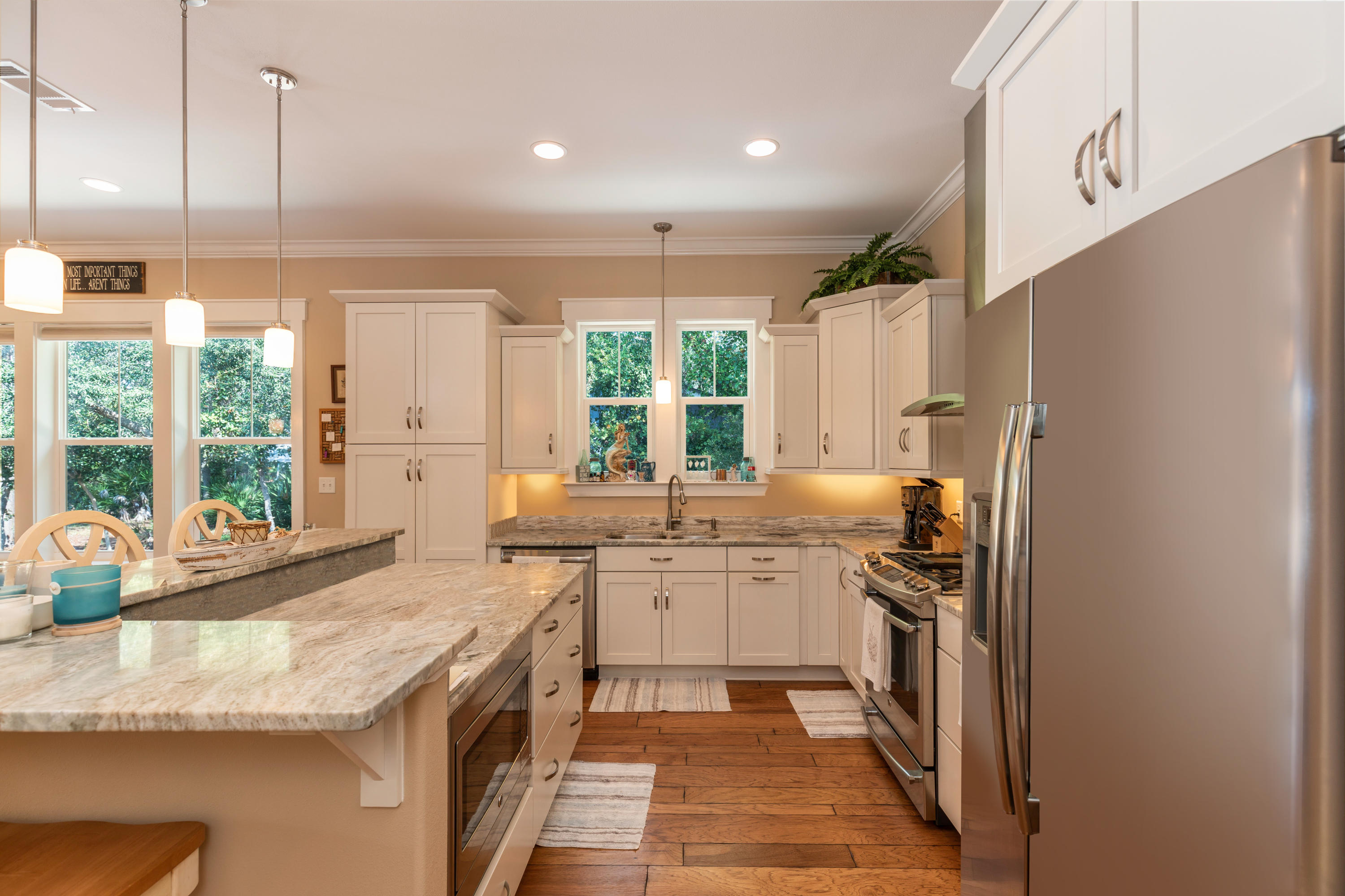 CRYSTAL BEACH - Residential