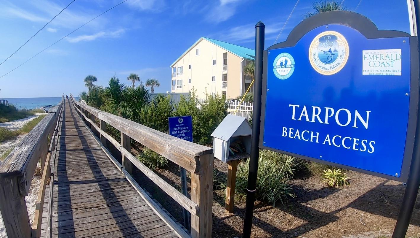 CRYSTAL BEACH - Residential