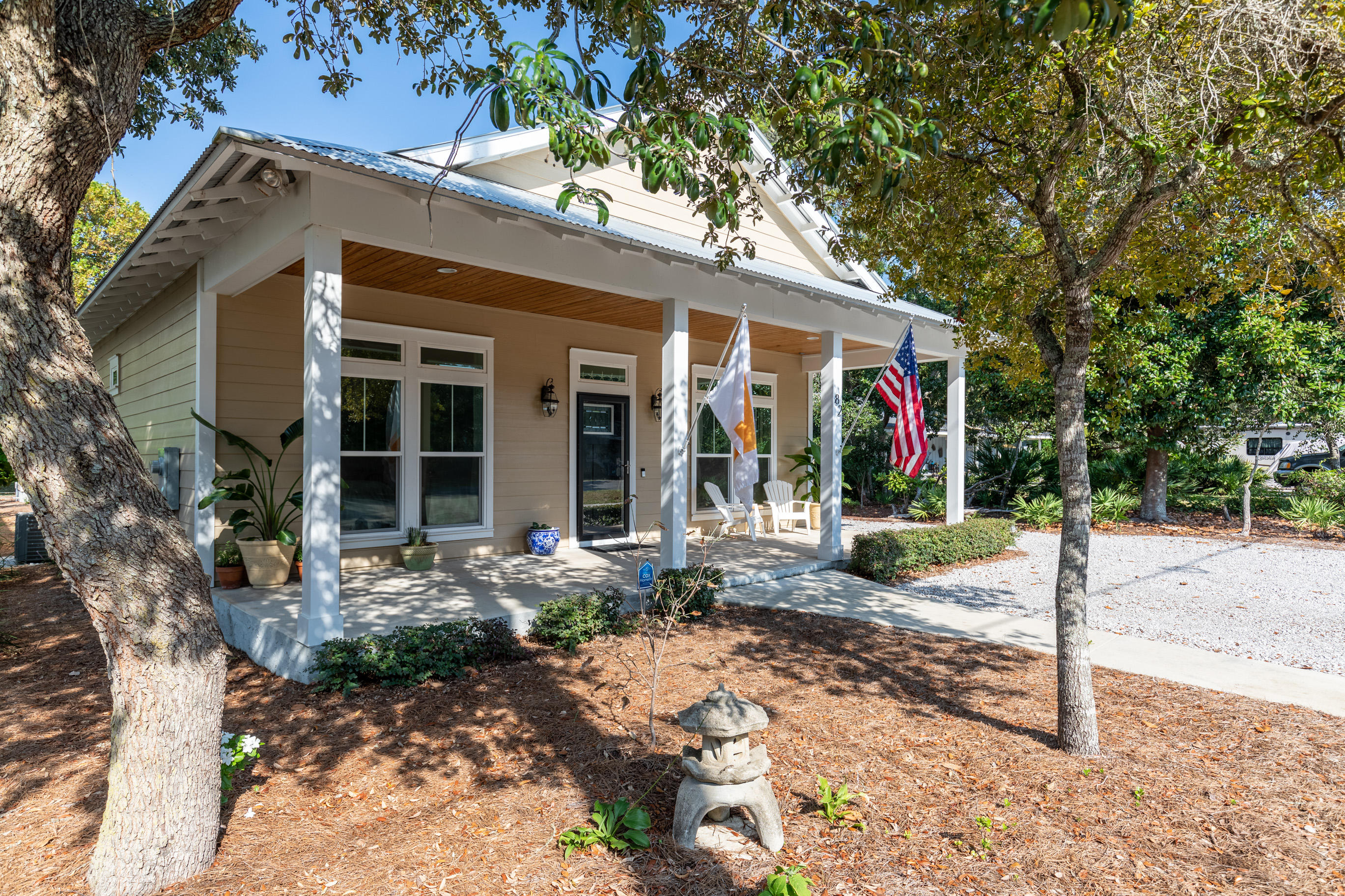 CRYSTAL BEACH - Residential