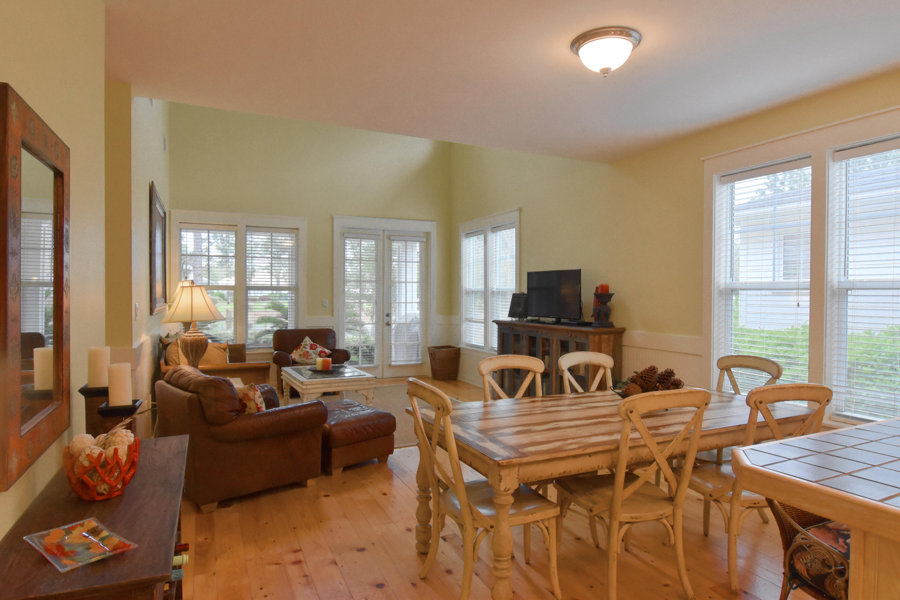 LAUREL GROVE - Residential