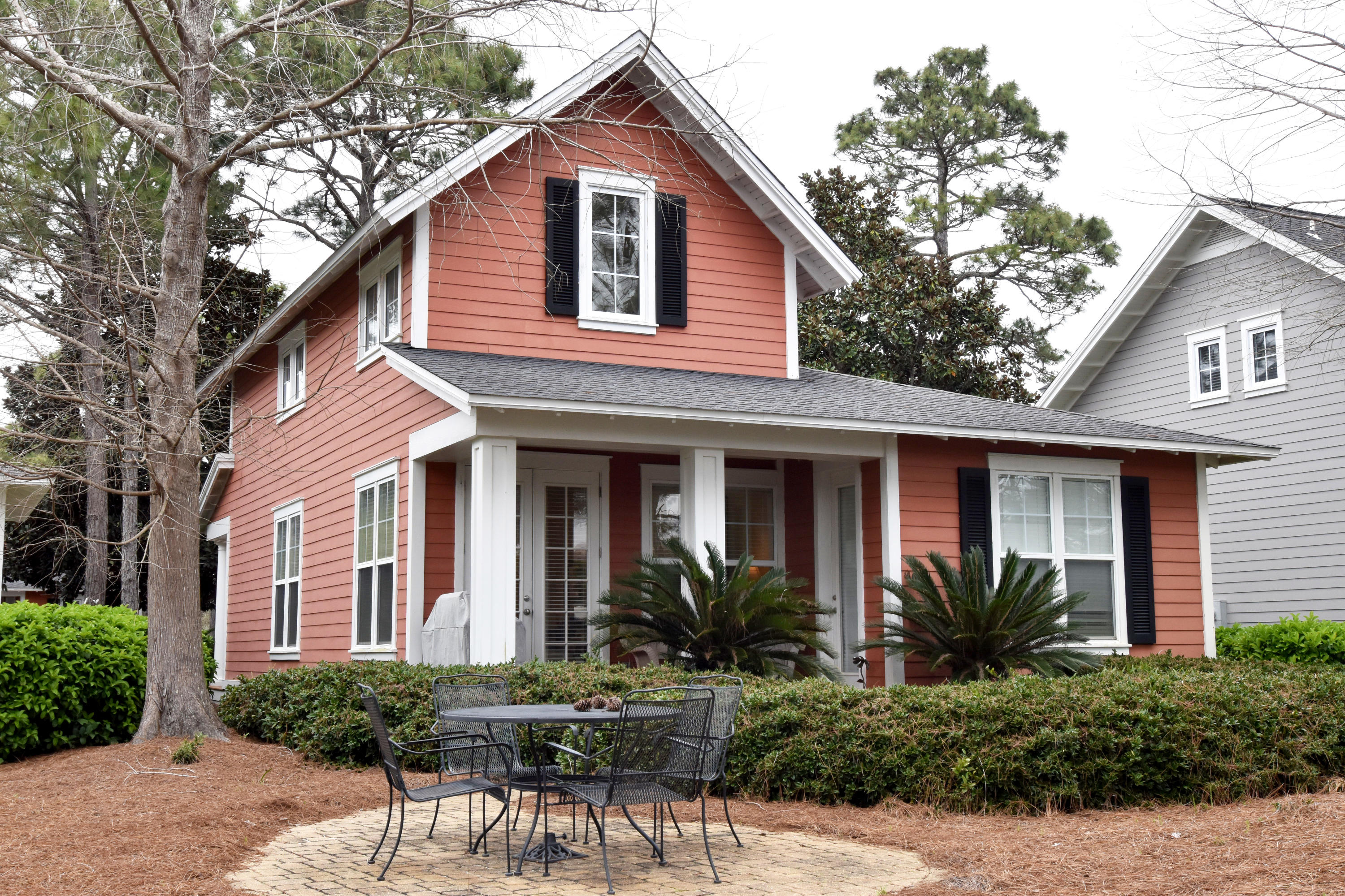 LAUREL GROVE - Residential