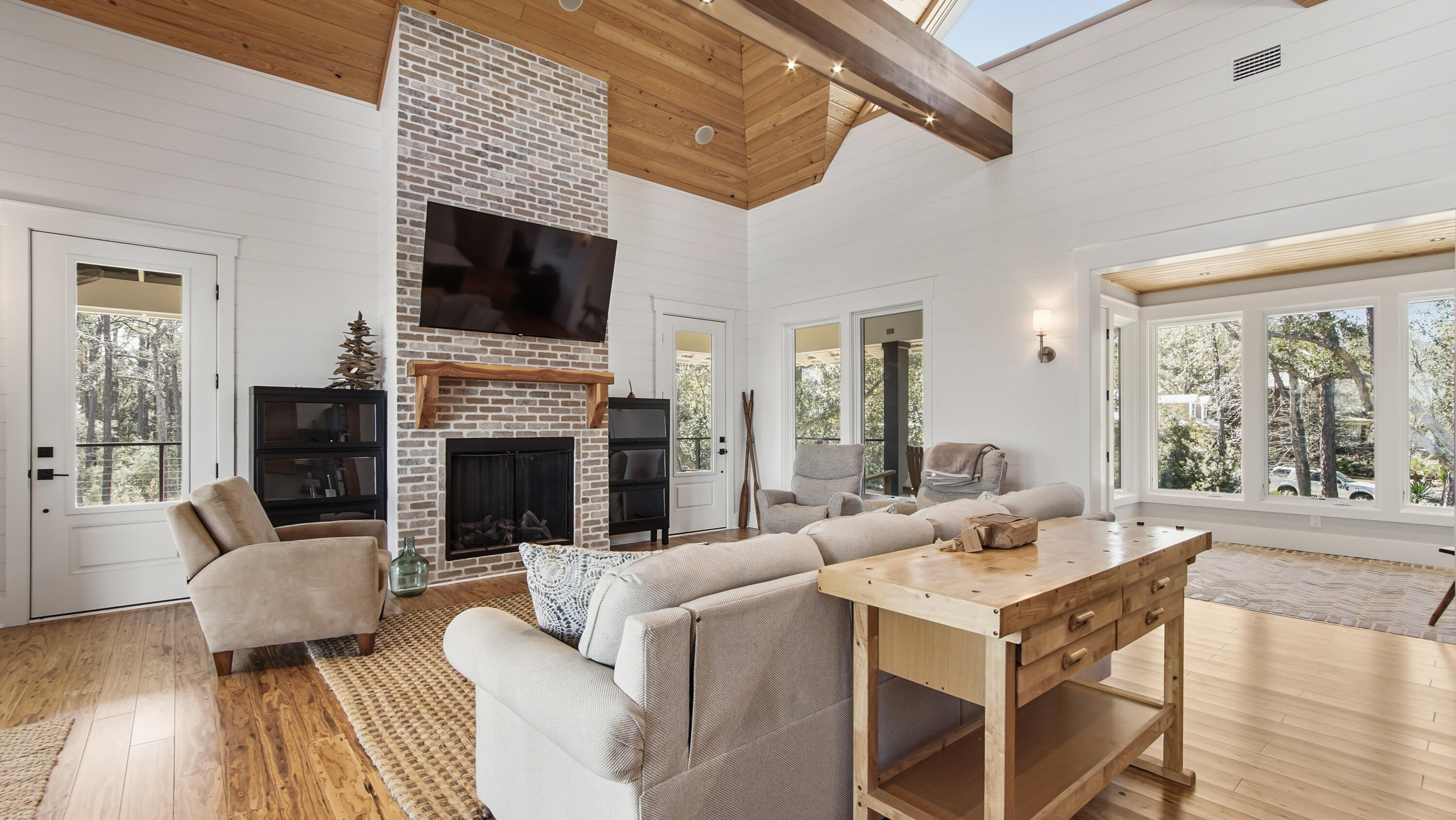 CROSS CREEK SHORES - Residential