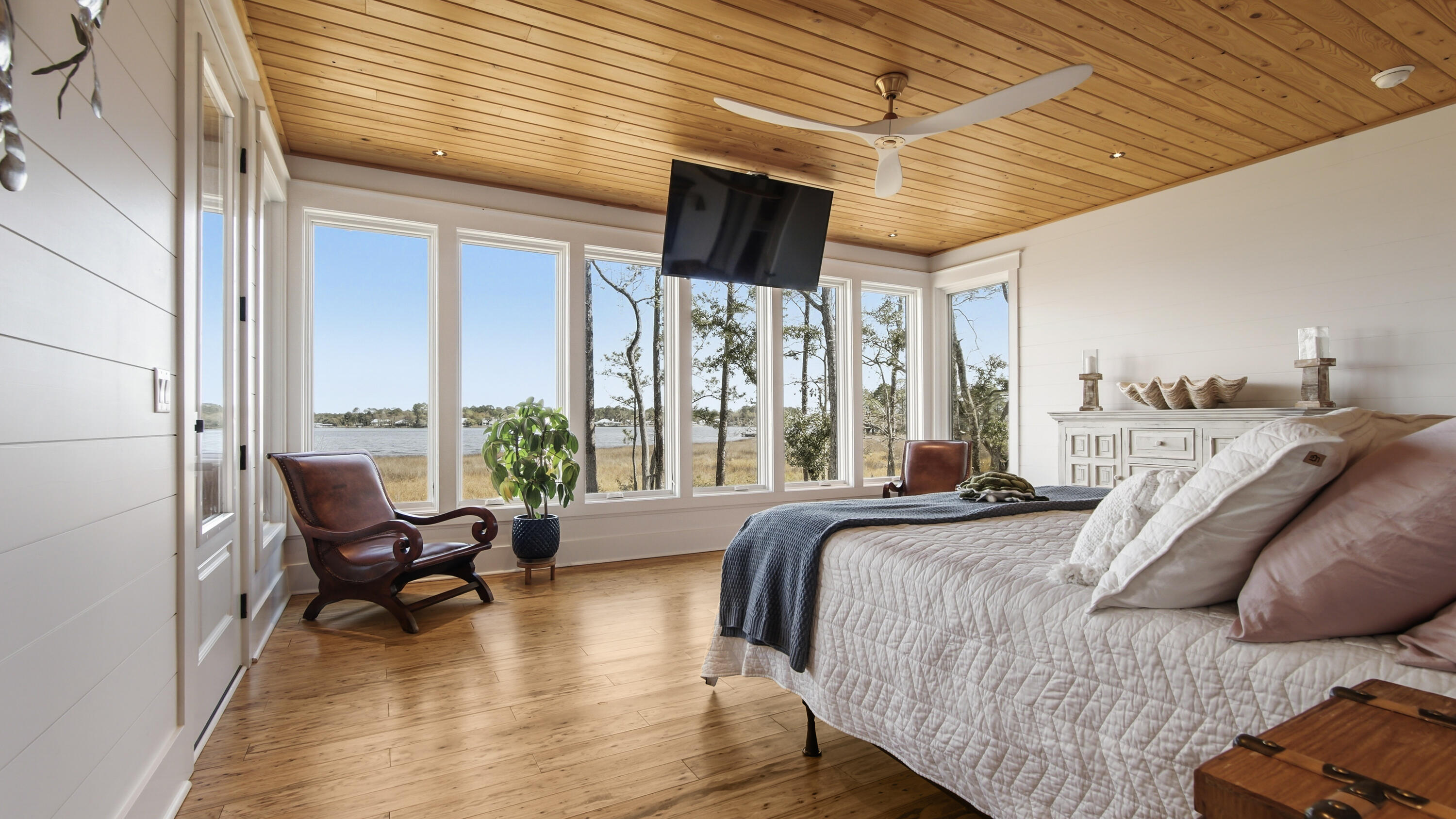 CROSS CREEK SHORES - Residential