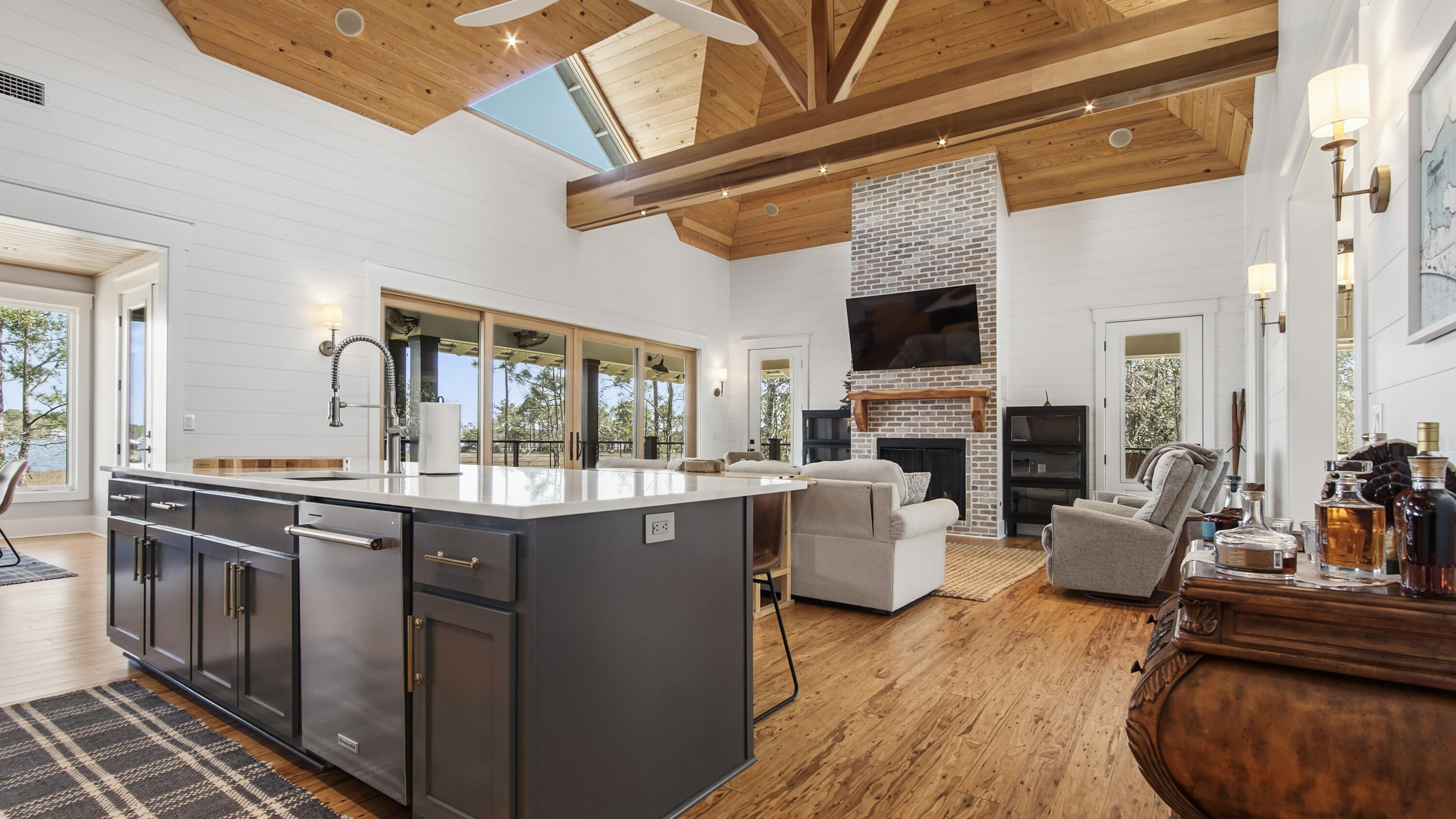 CROSS CREEK SHORES - Residential