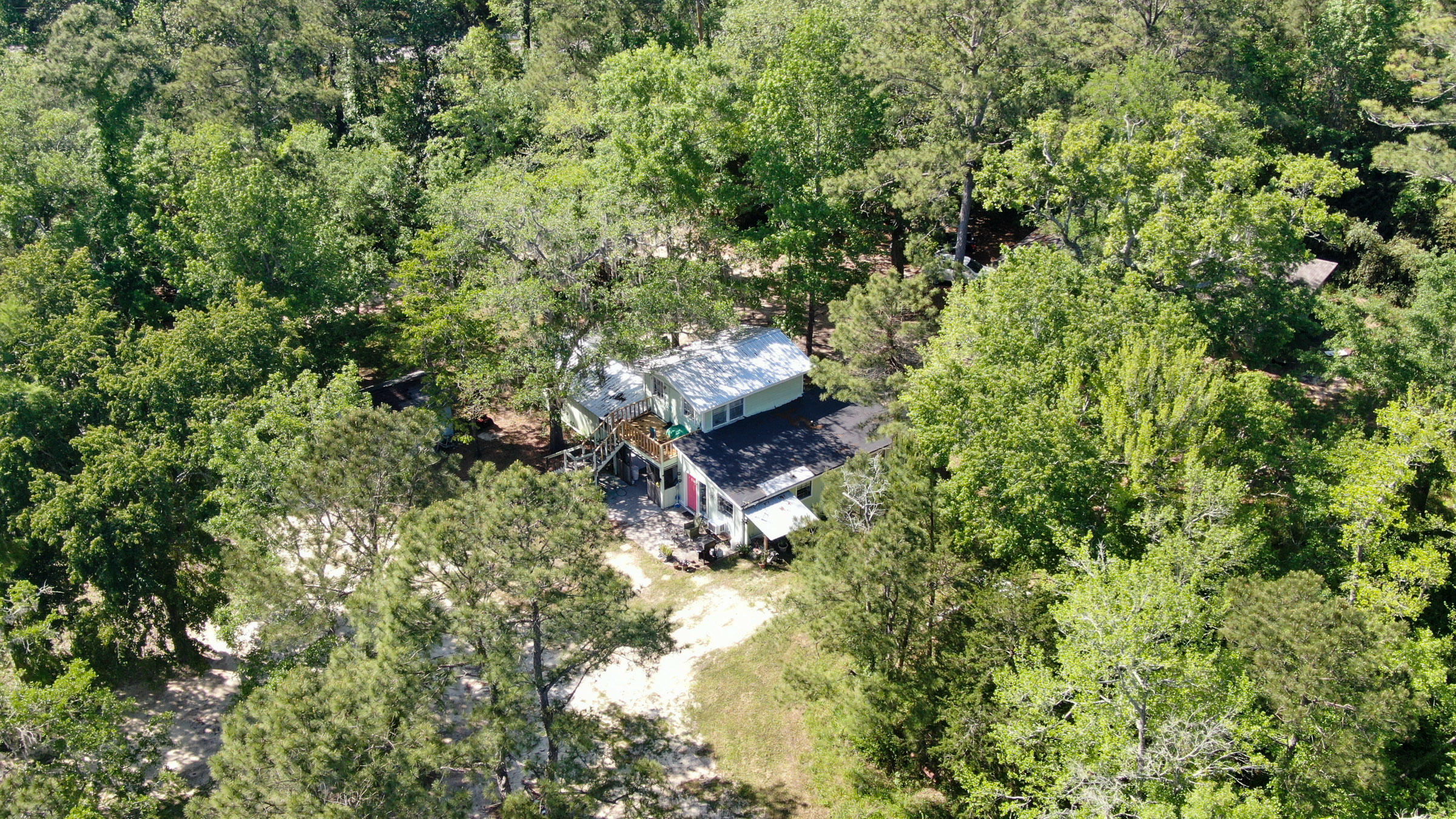 NO RECORDED SUBDIVISION - Residential