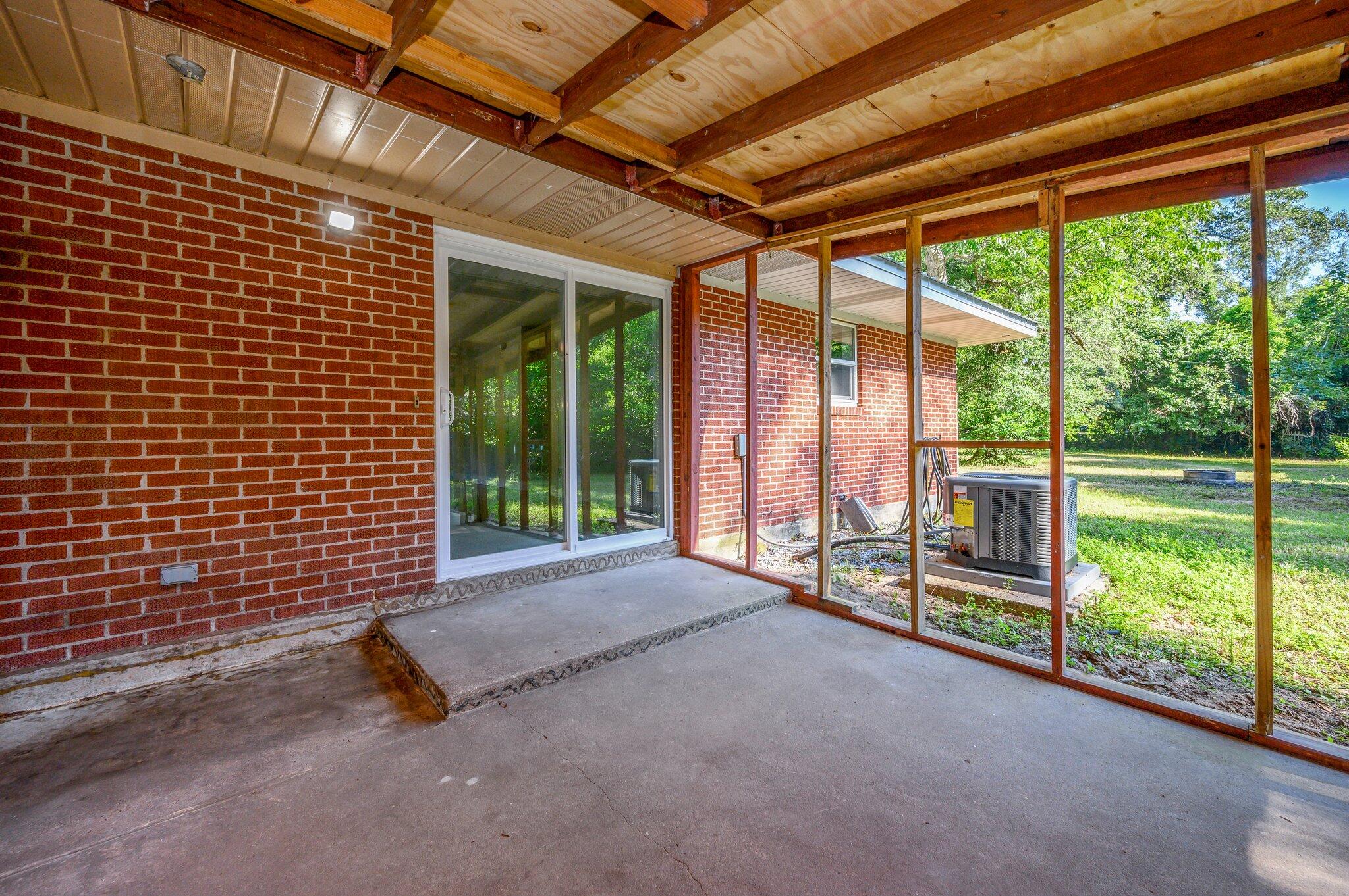 Druid Manor - Residential