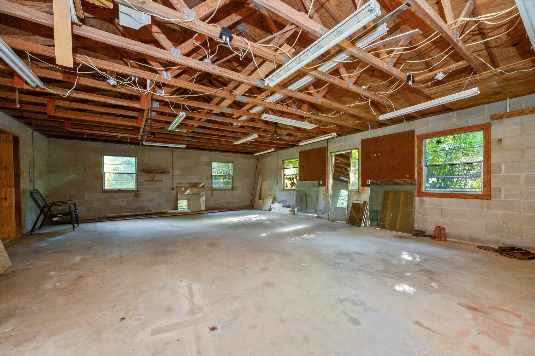 Druid Manor - Residential