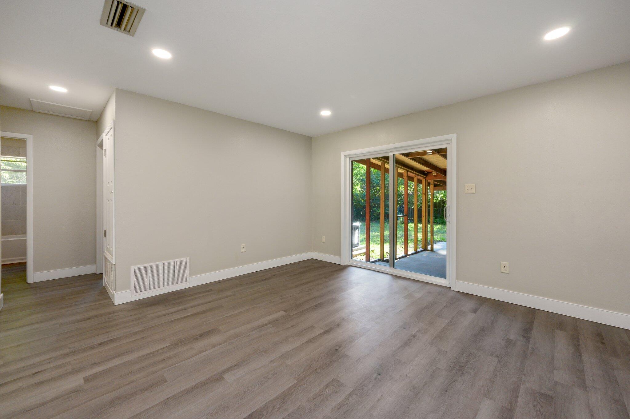 Druid Manor - Residential