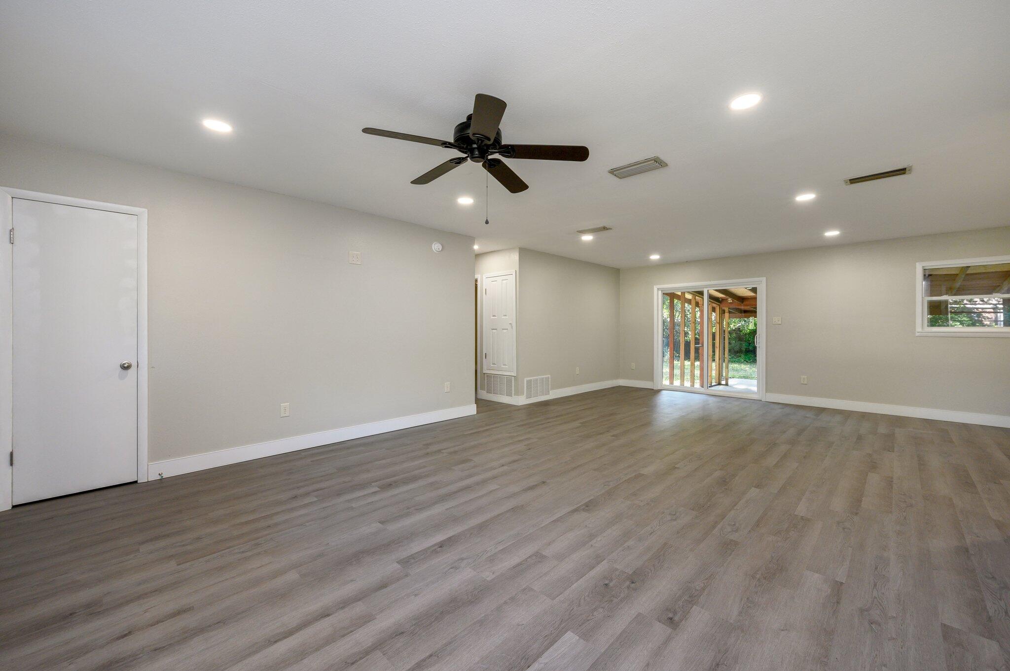 Druid Manor - Residential