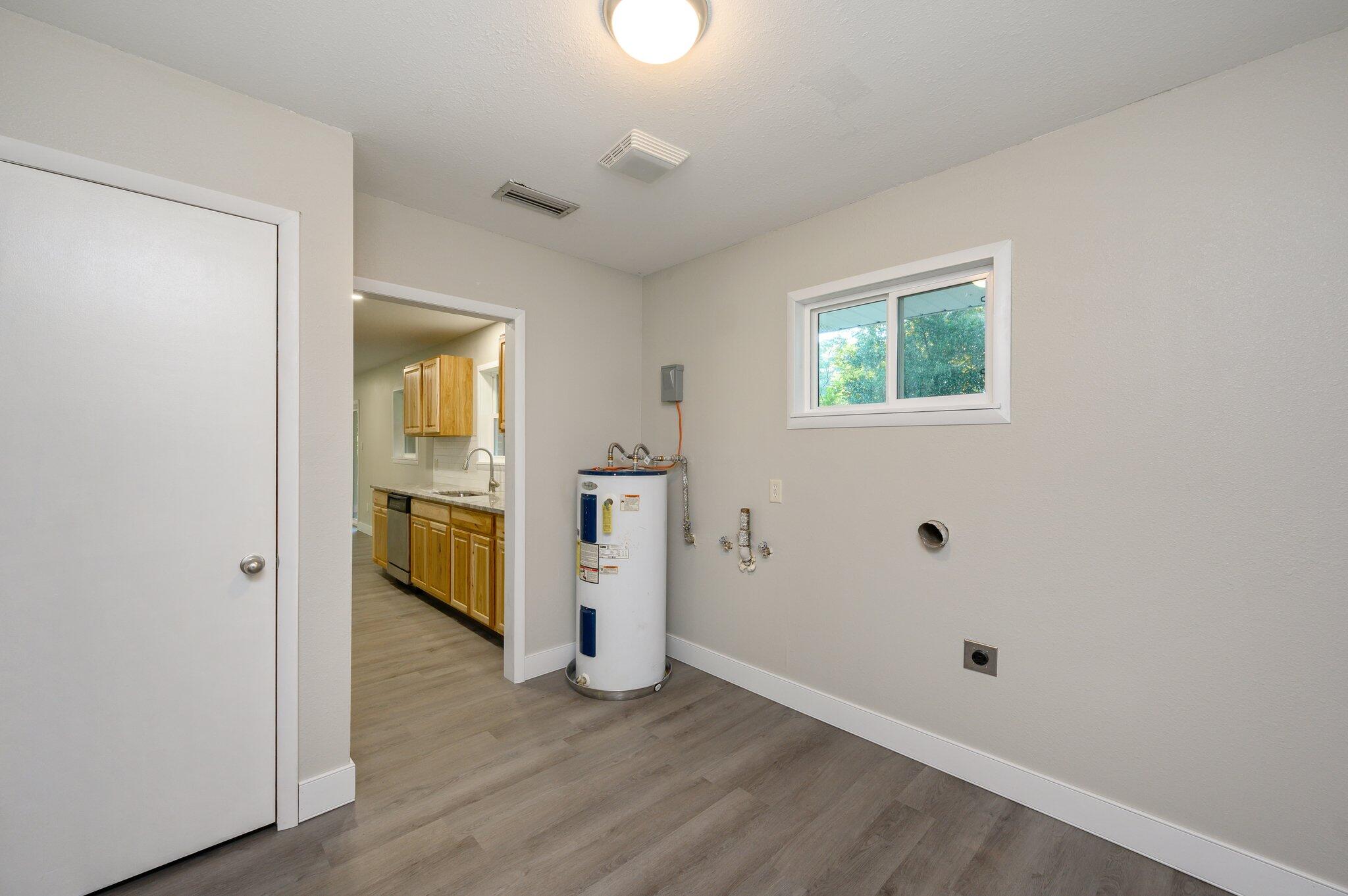 Druid Manor - Residential