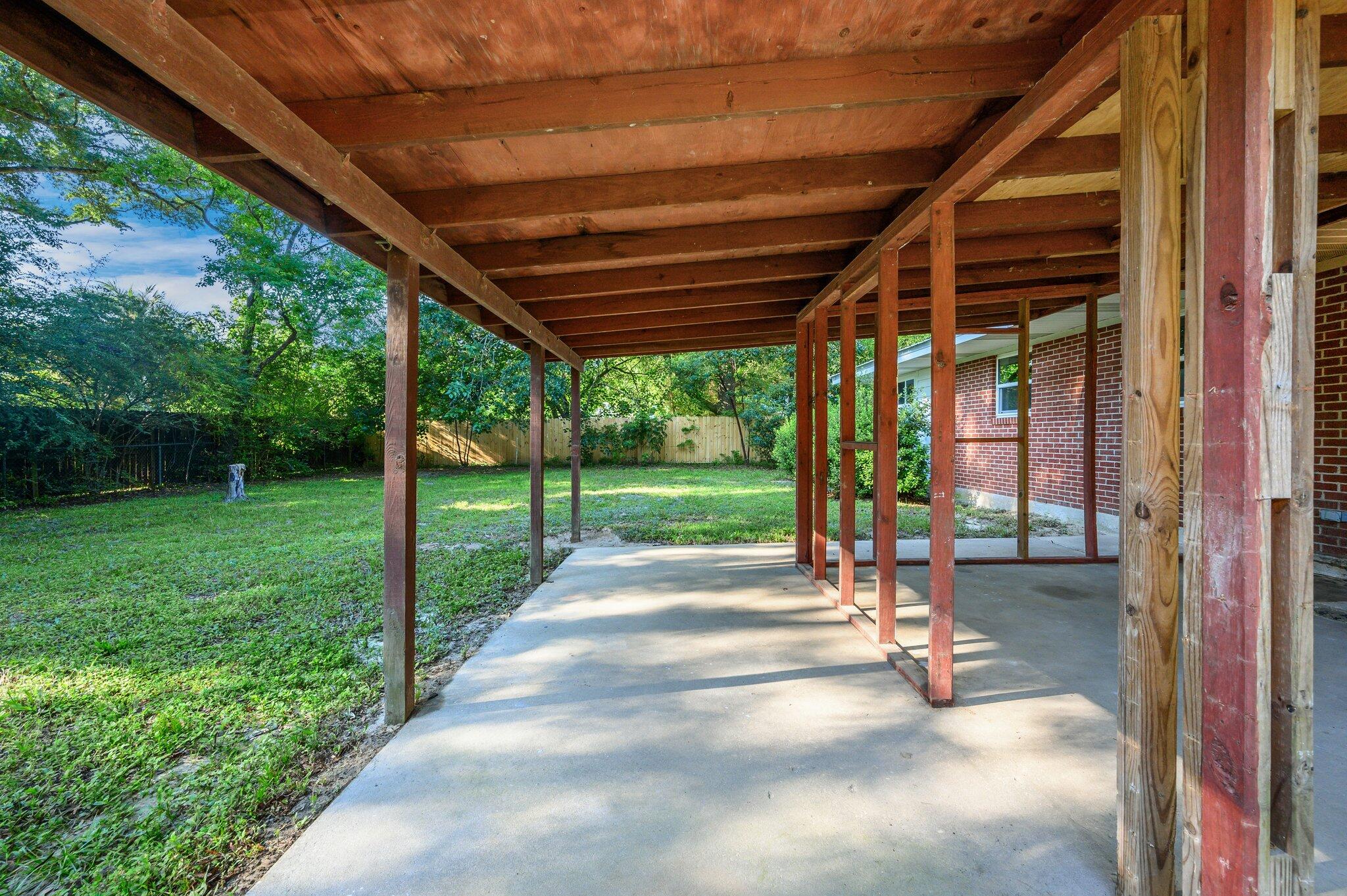 Druid Manor - Residential