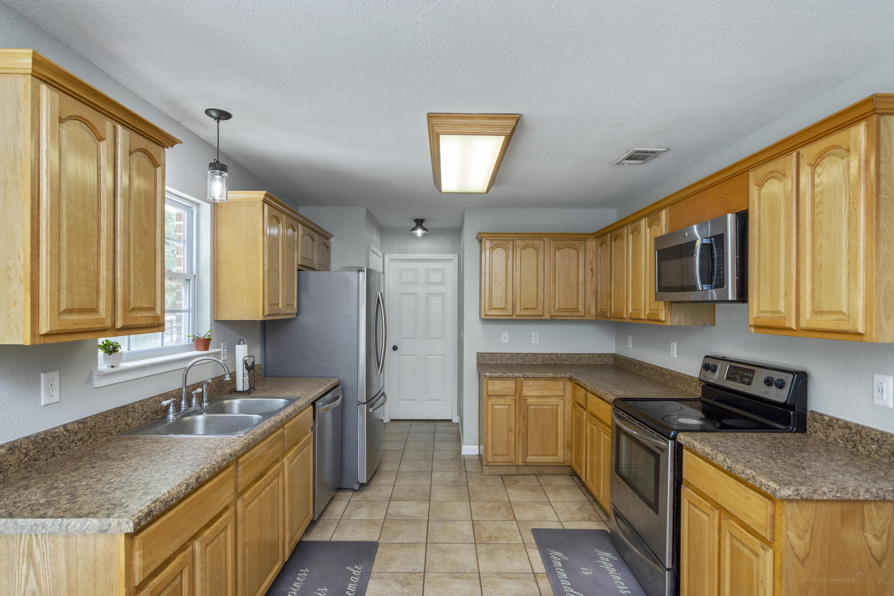 North Supergroup - Farm