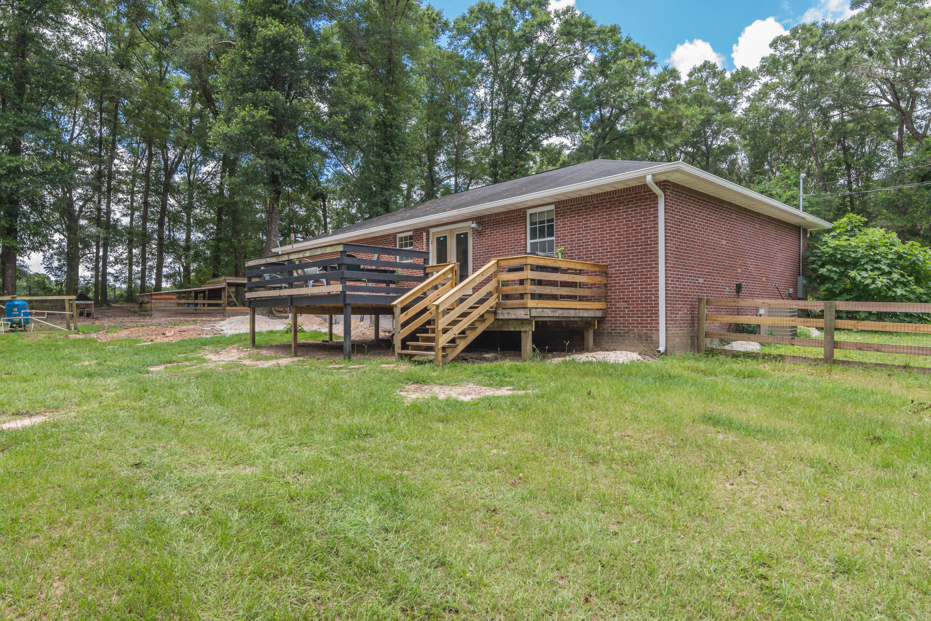 North Supergroup - Farm