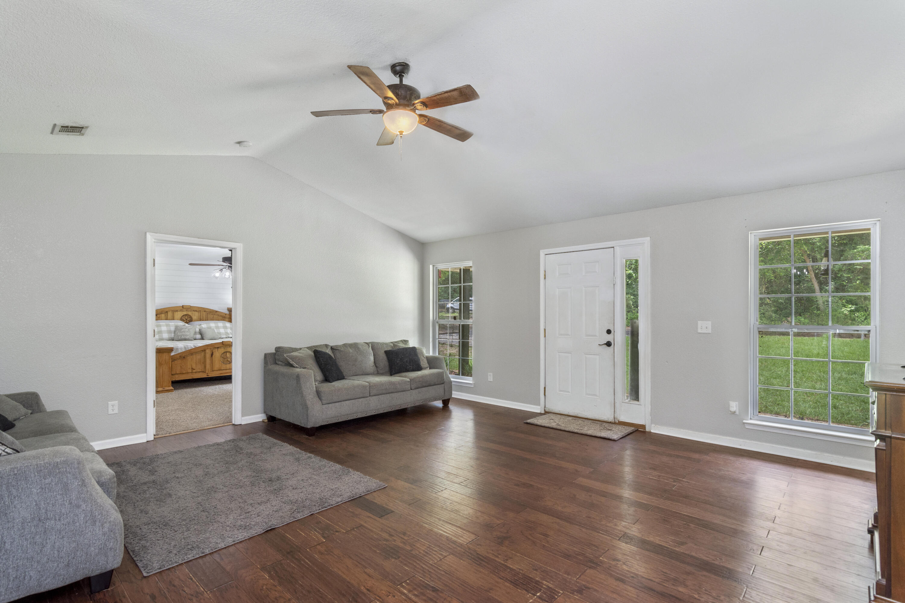 North Supergroup - Farm