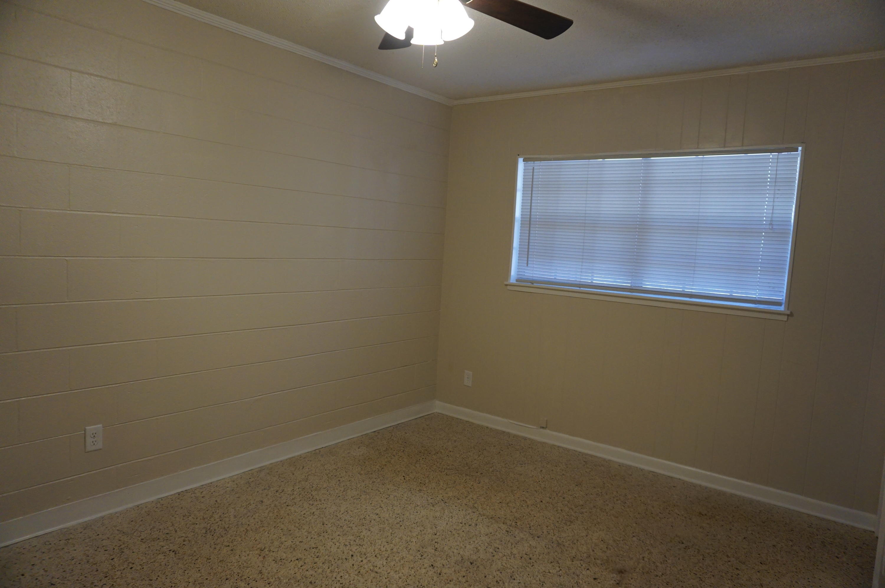 PORT DIXIE - Residential Lease