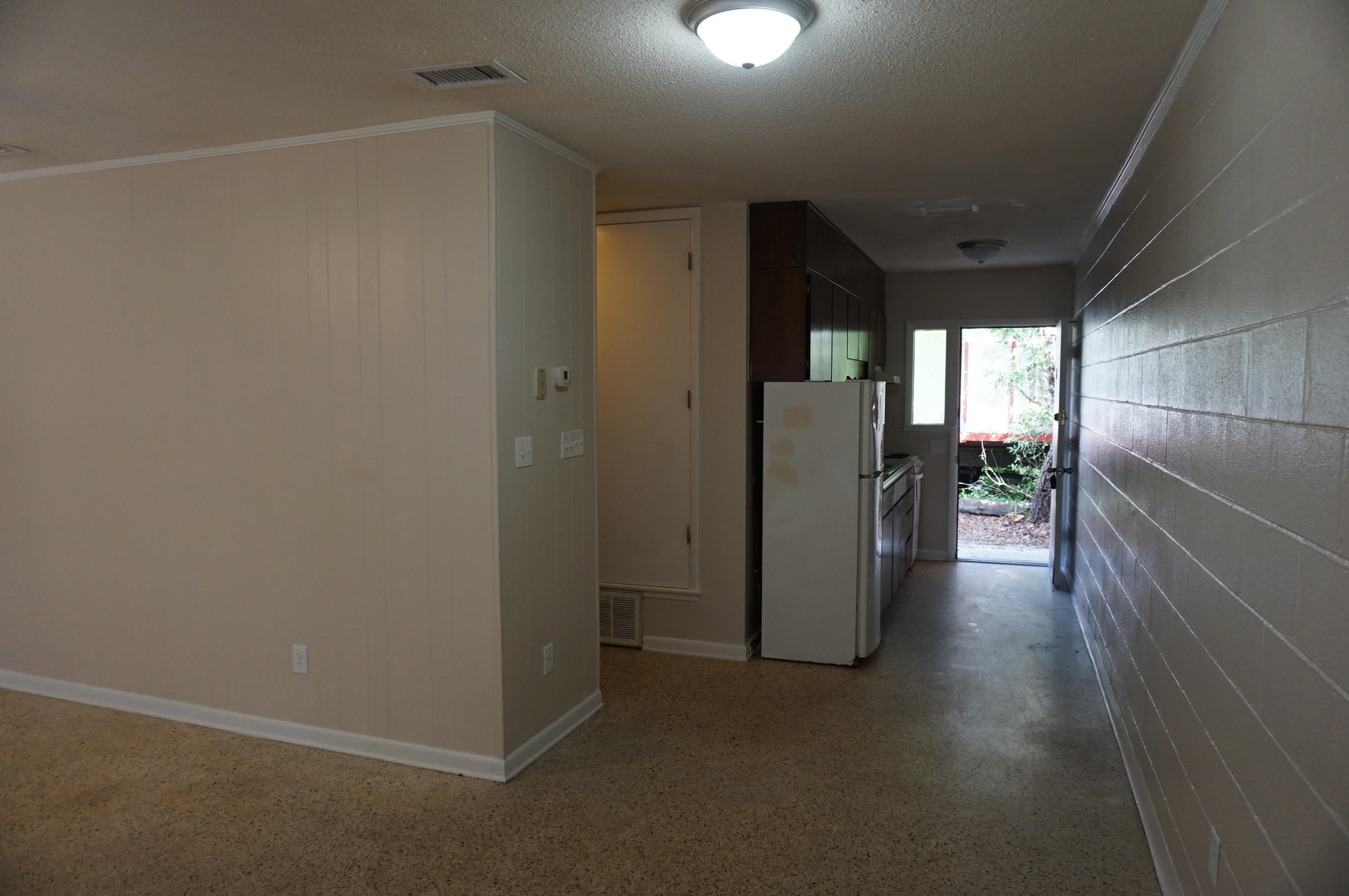 PORT DIXIE - Residential Lease