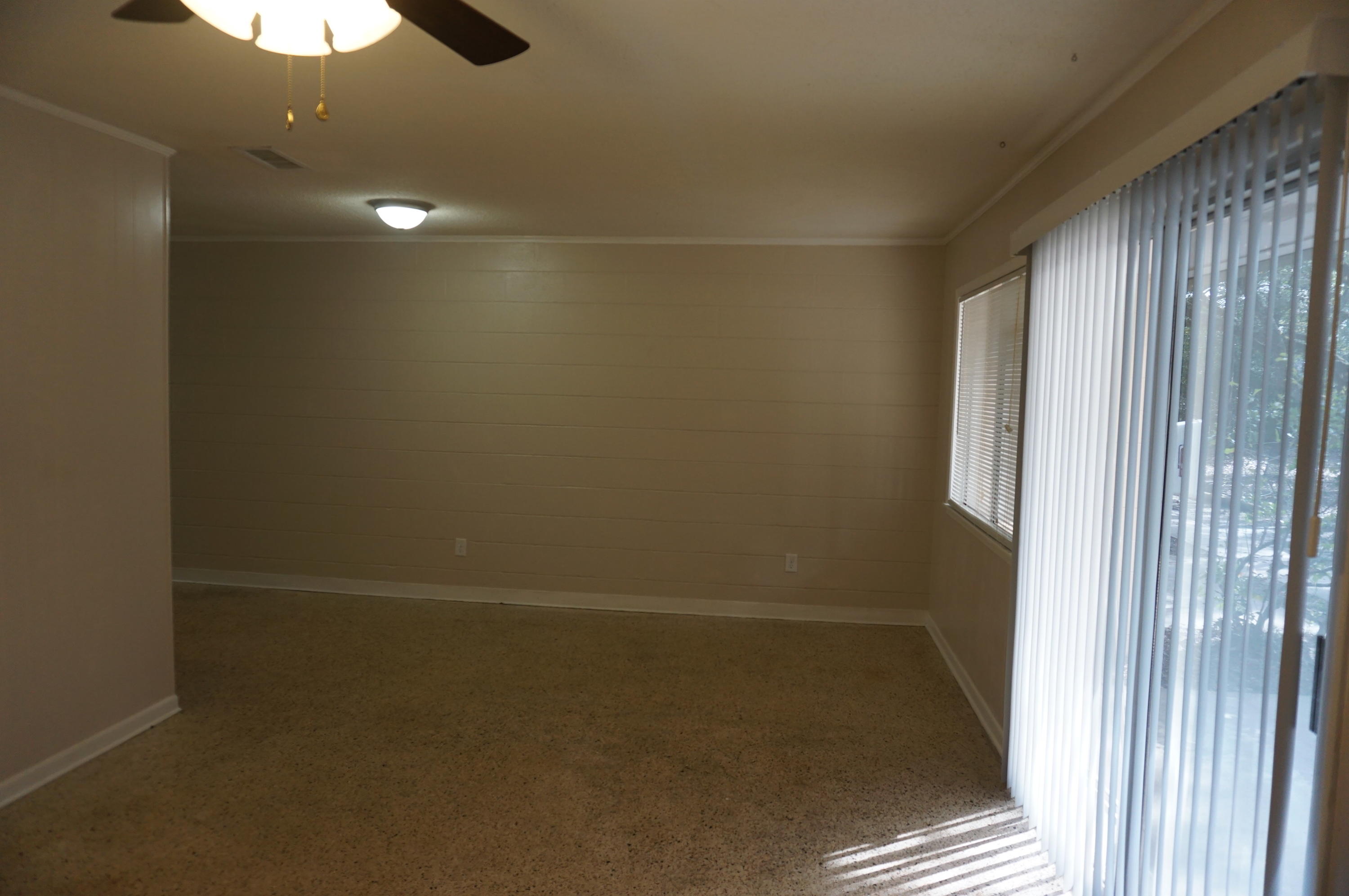 PORT DIXIE - Residential Lease