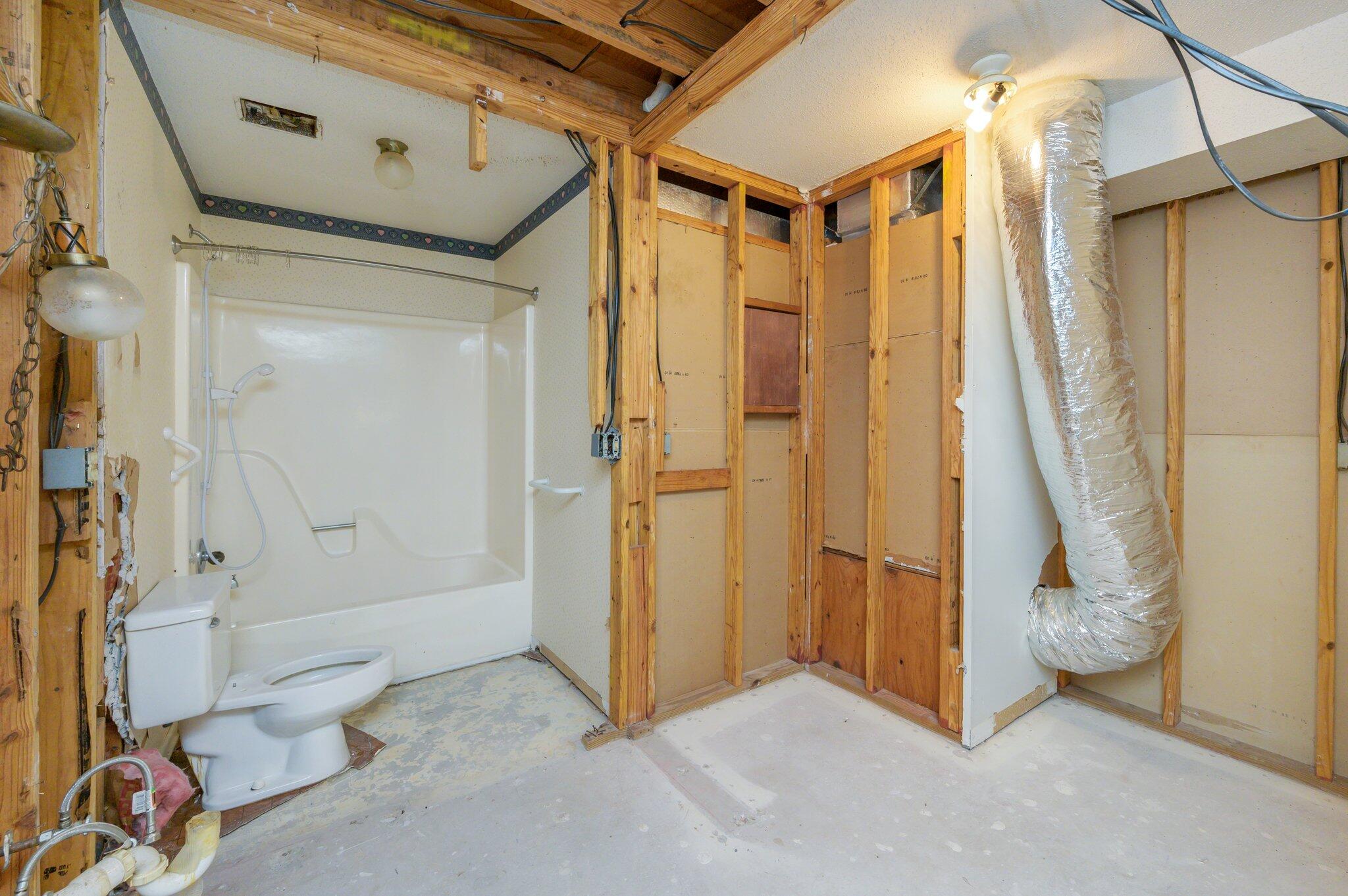 BAYOU POQUITO ETC (232201.00) - Residential