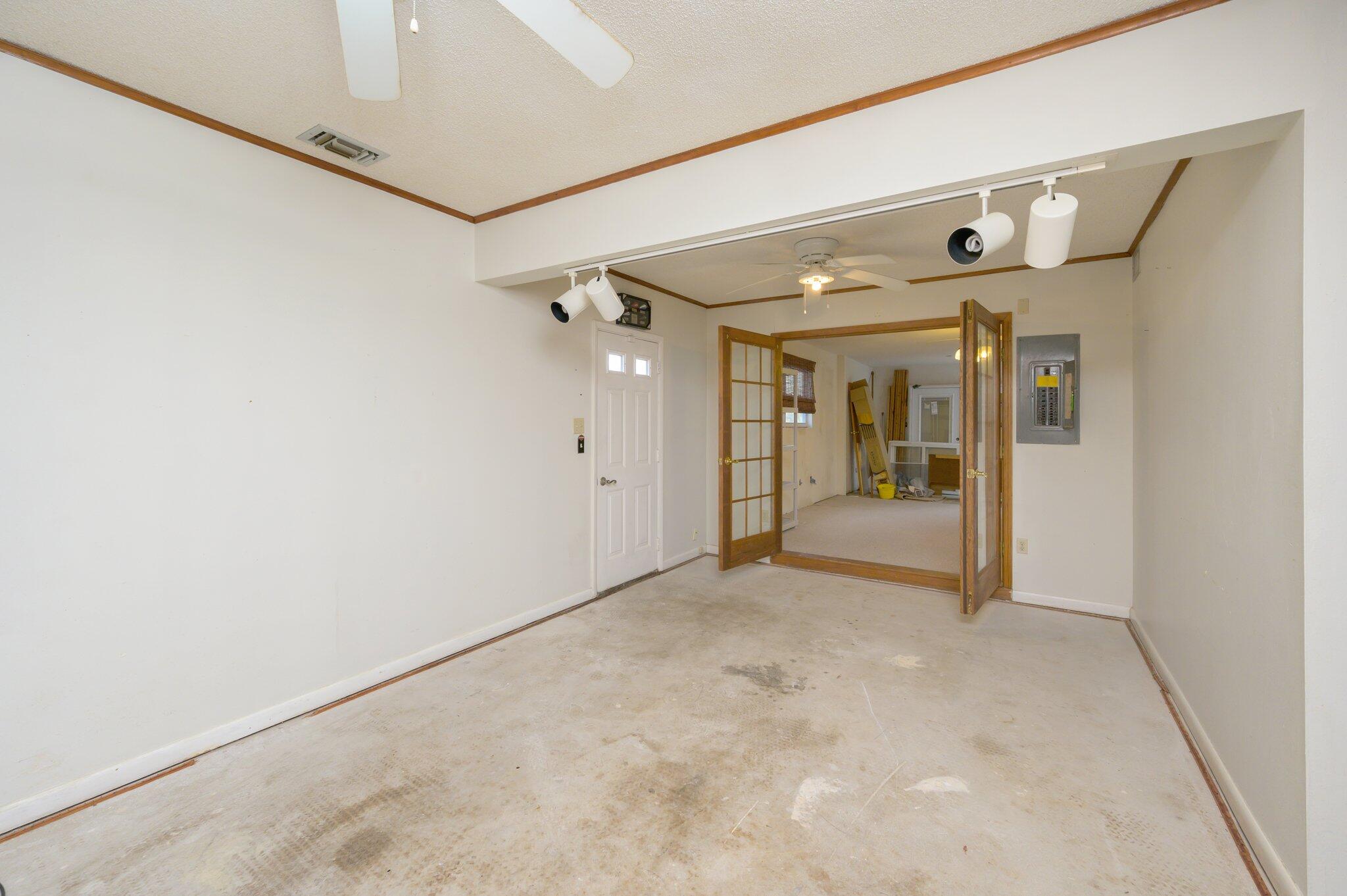 BAYOU POQUITO ETC (232201.00) - Residential