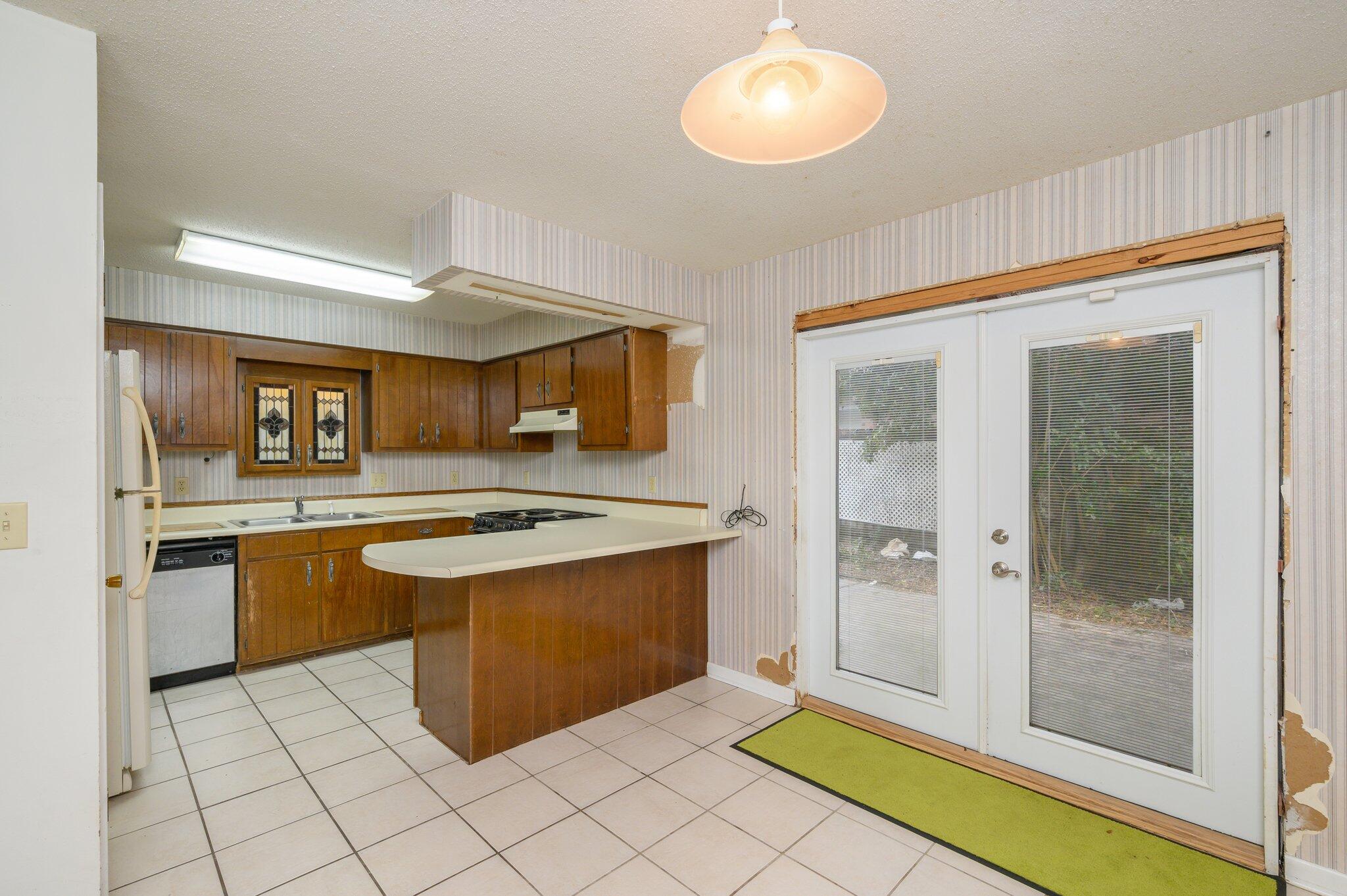 BAYOU POQUITO ETC (232201.00) - Residential