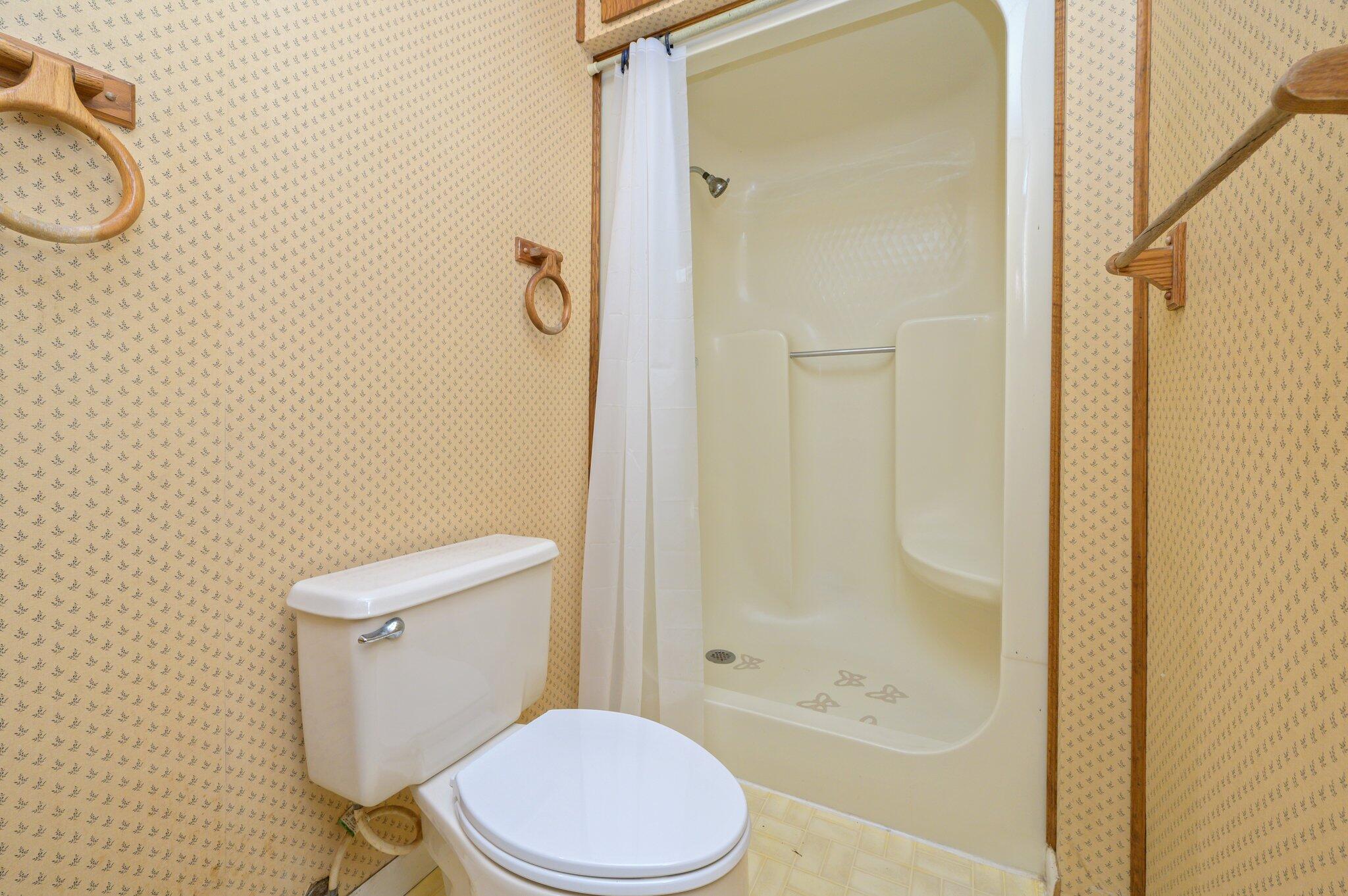 BAYOU POQUITO ETC (232201.00) - Residential