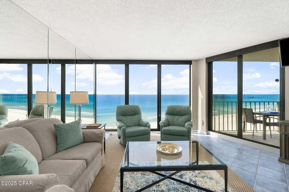 Edgewater ll - Residential