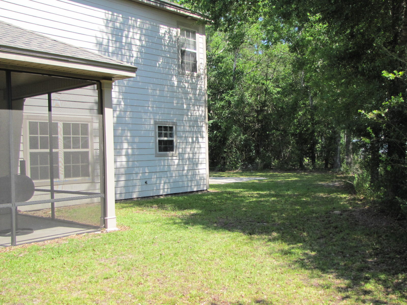 TRAILWOOD ESTATES - Residential Lease