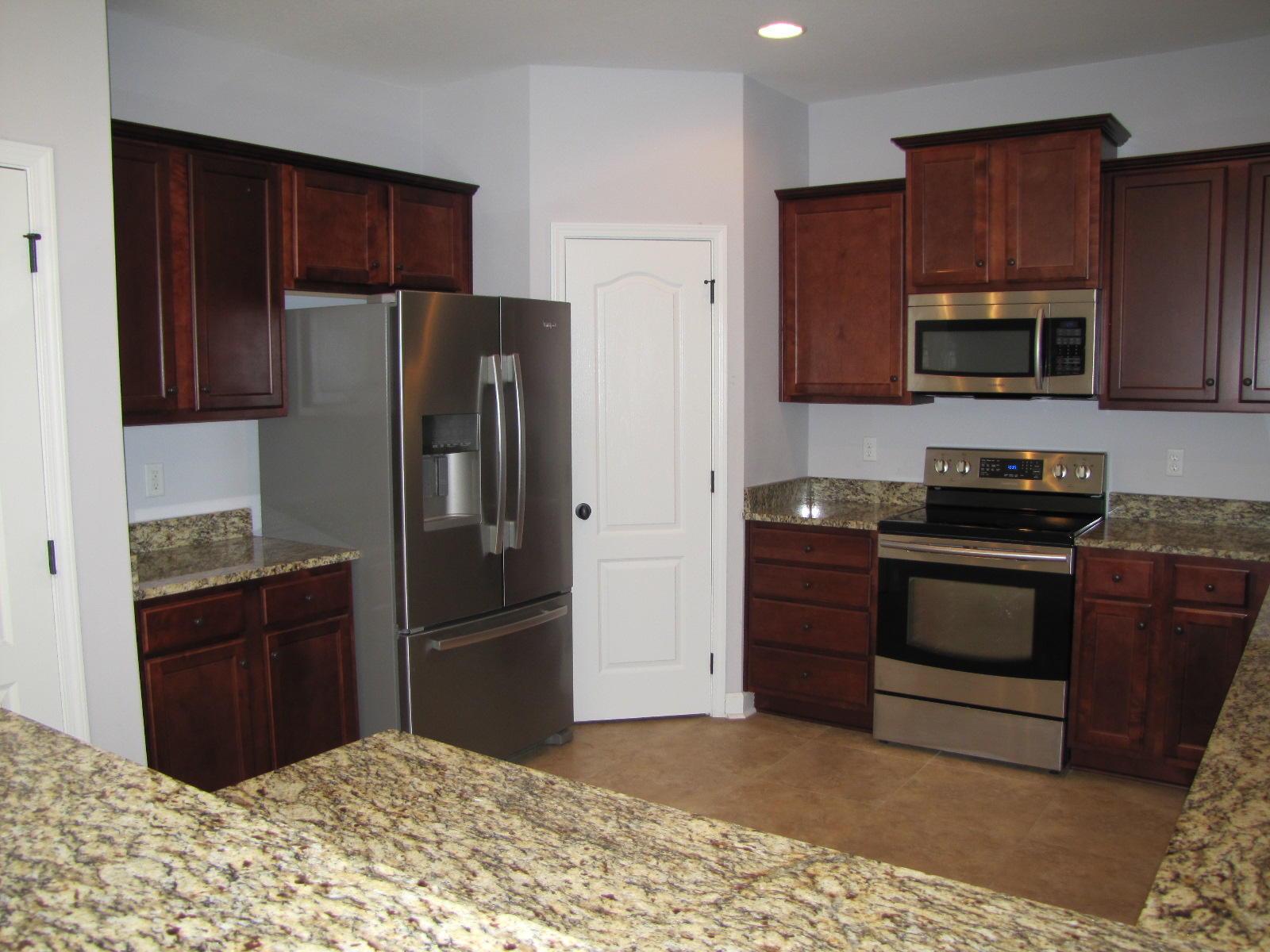 TRAILWOOD ESTATES - Residential Lease