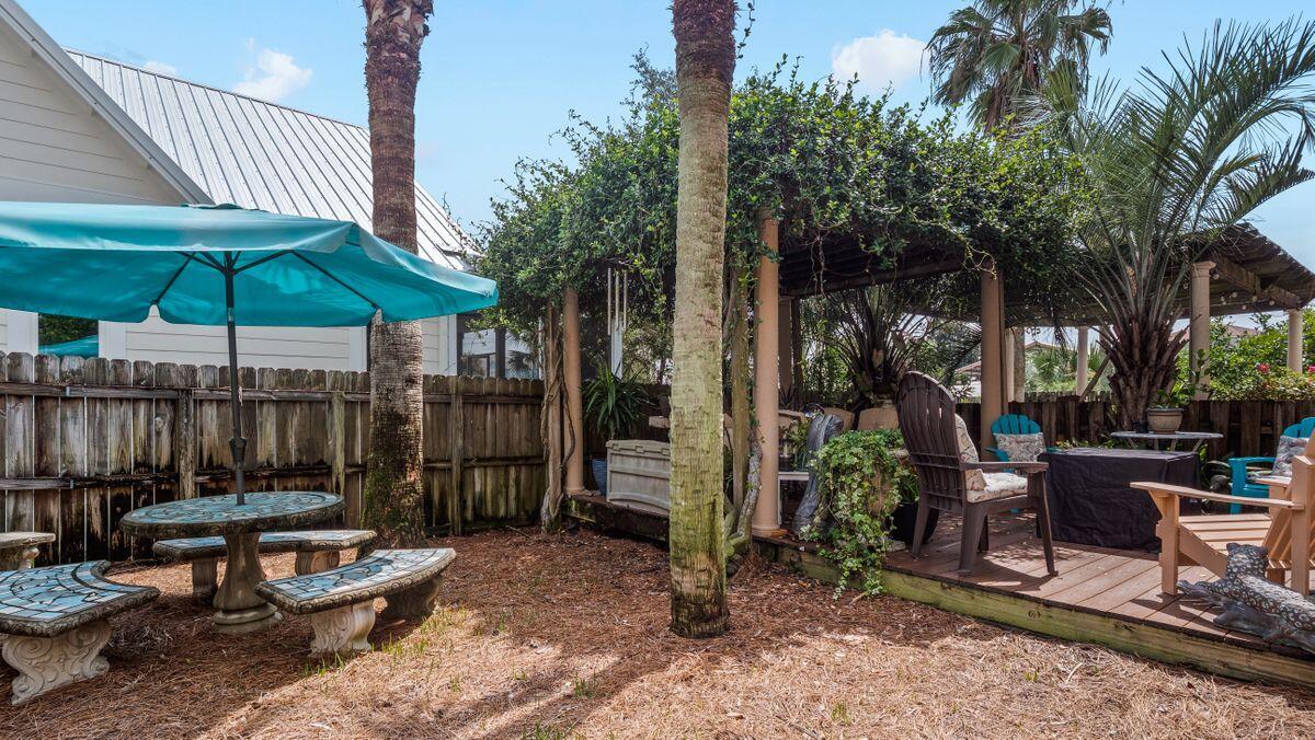 LA VALENCIA BEACH RESORT - Residential