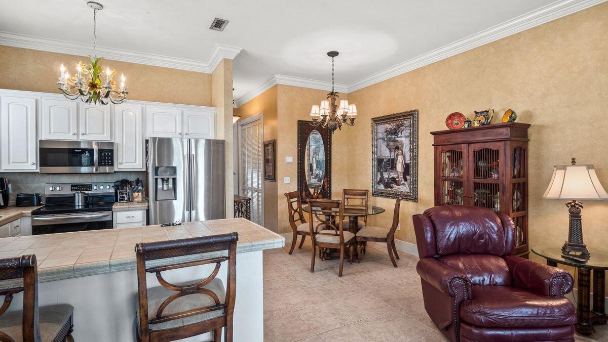 LA VALENCIA BEACH RESORT - Residential