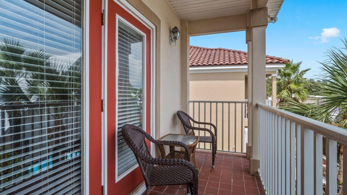 LA VALENCIA BEACH RESORT - Residential