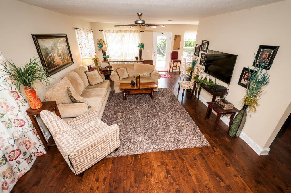 EAGLE BAY - Residential