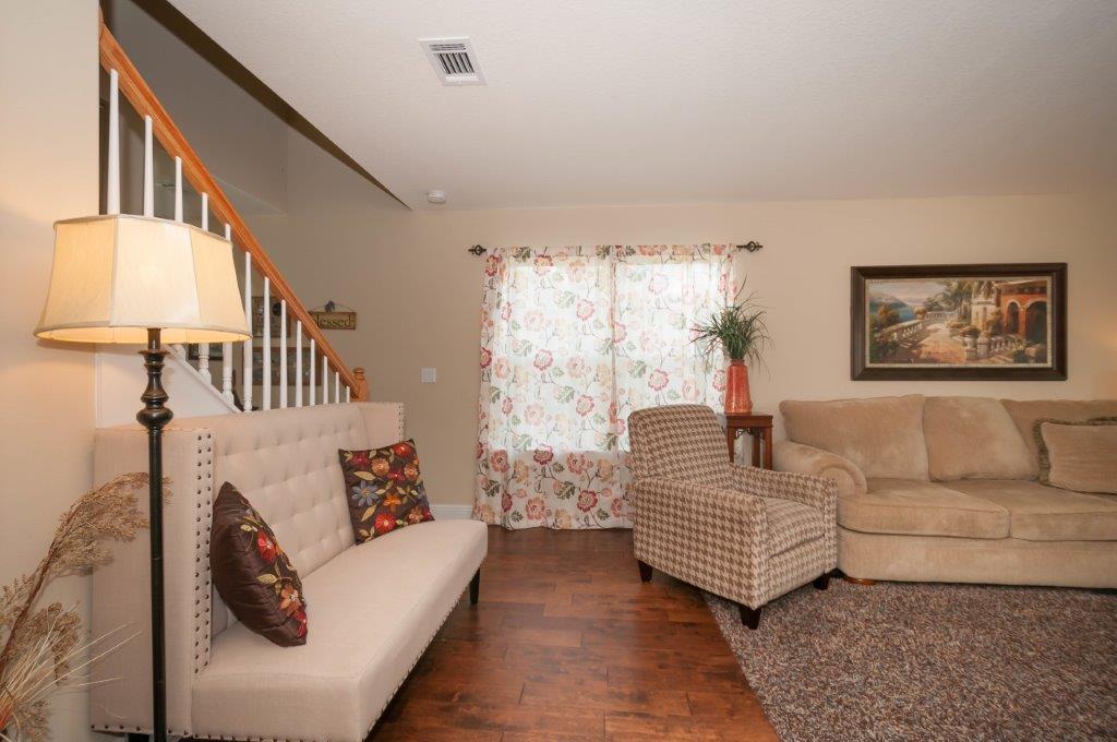 EAGLE BAY - Residential