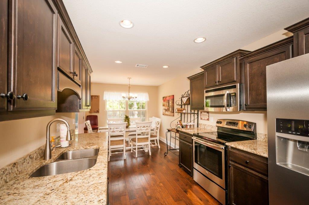 EAGLE BAY - Residential