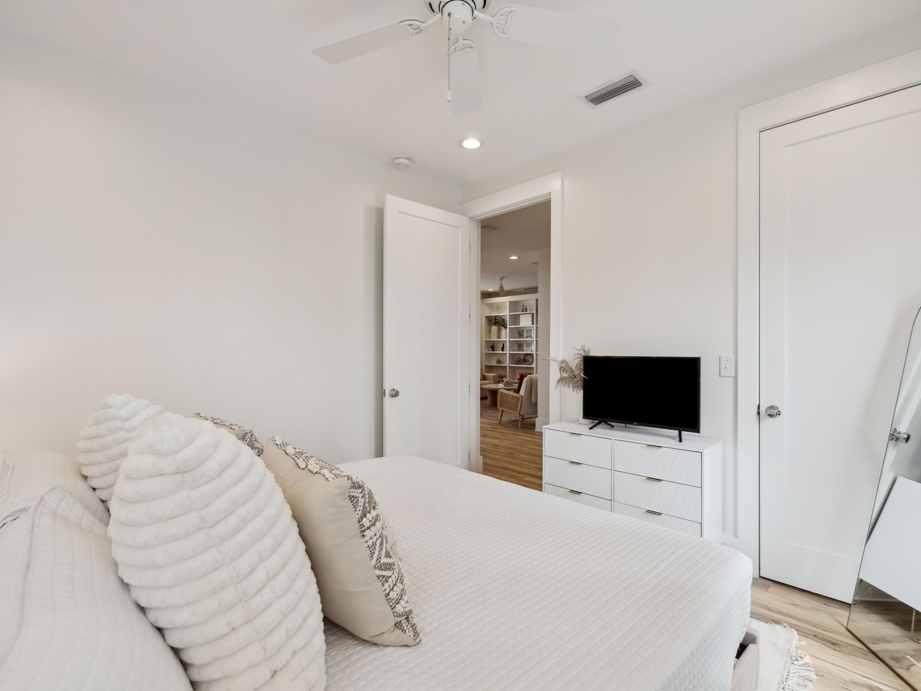 VILLAGE AT BLUE MOUNTAIN BEACH - Residential