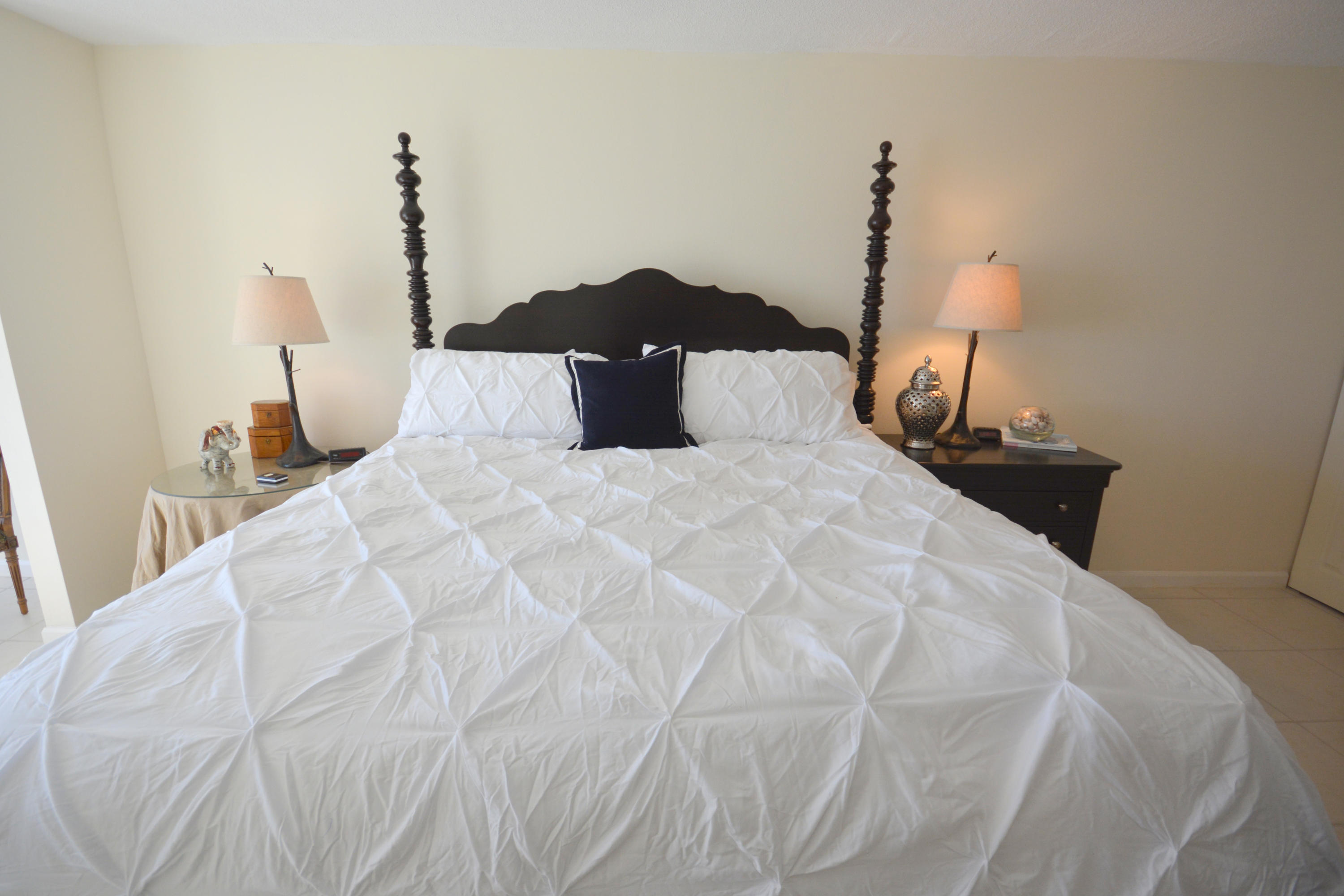 GULFSHORE CONDO - Residential