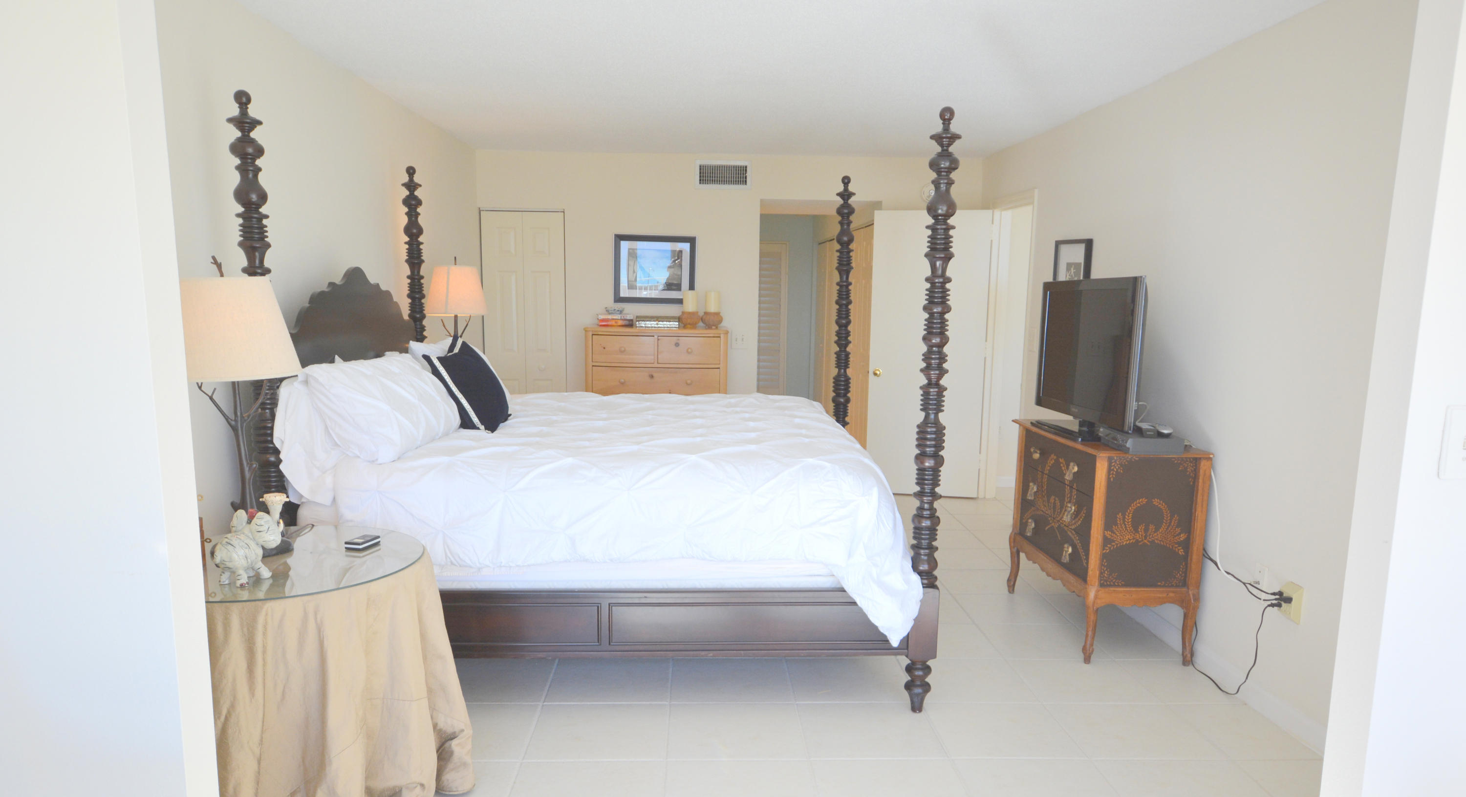 GULFSHORE CONDO - Residential