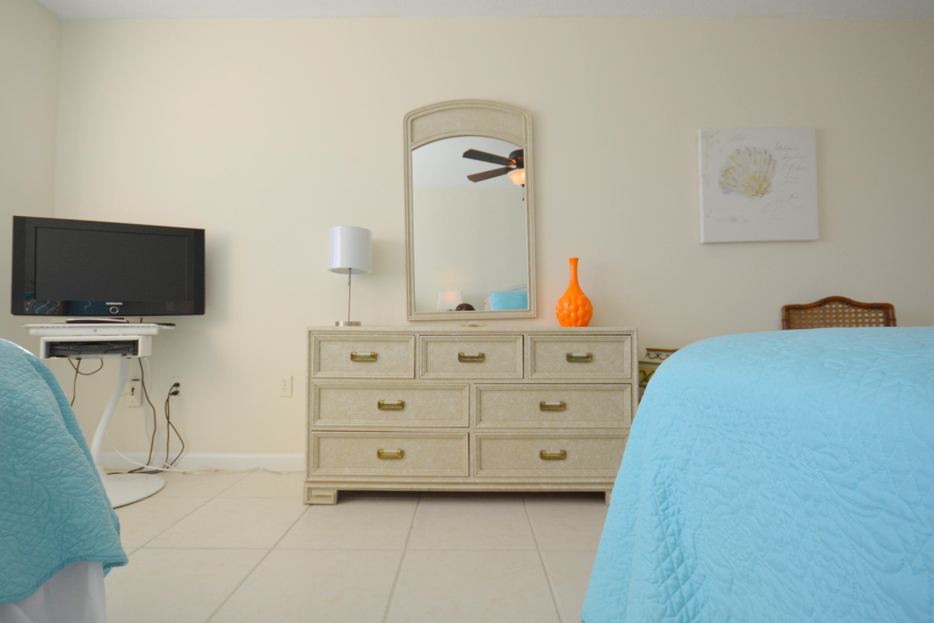 GULFSHORE CONDO - Residential