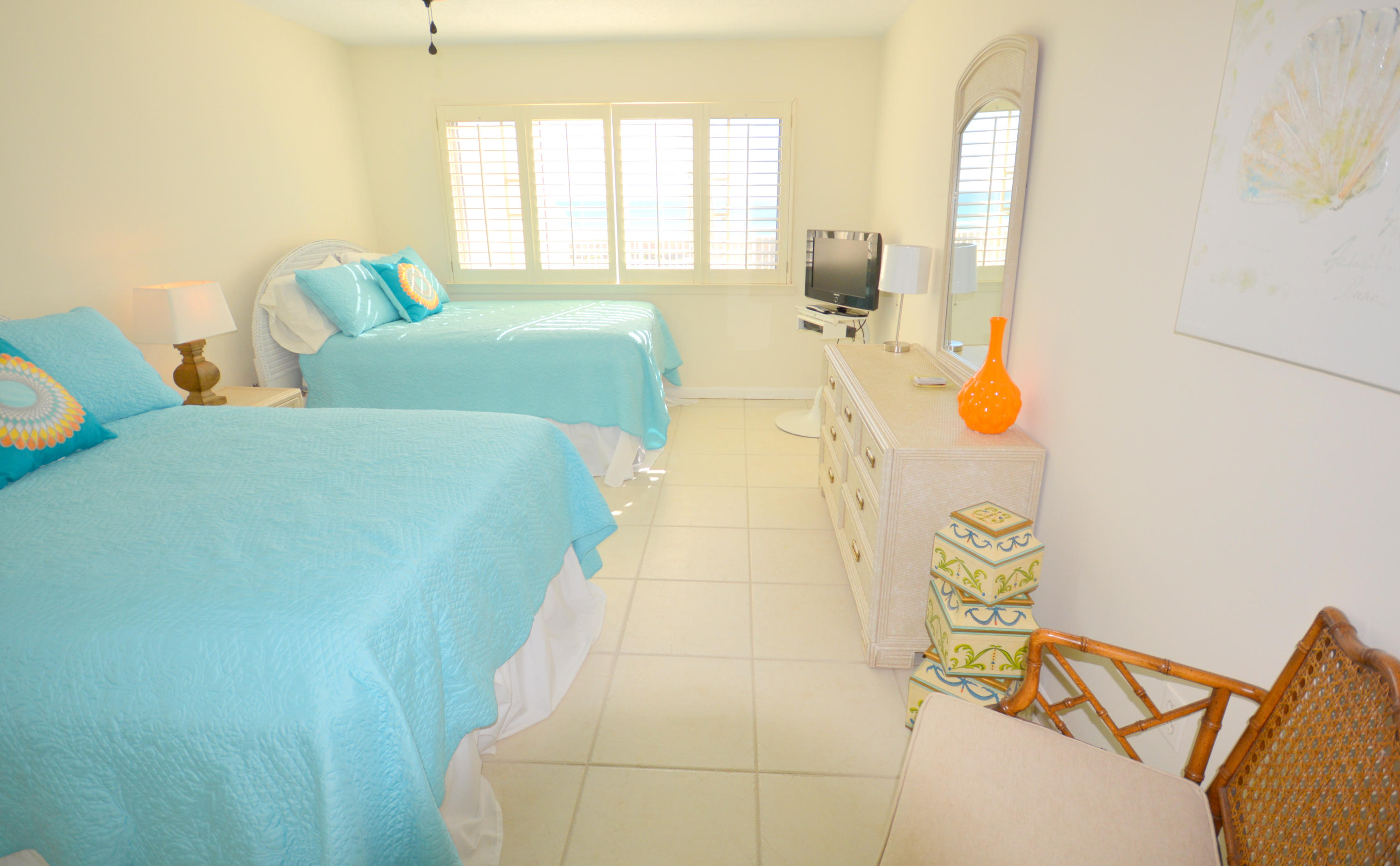 GULFSHORE CONDO - Residential