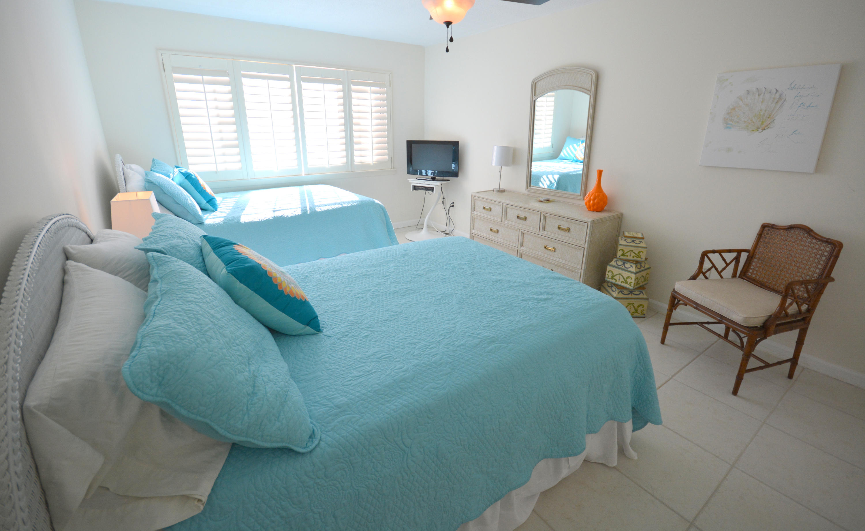 GULFSHORE CONDO - Residential